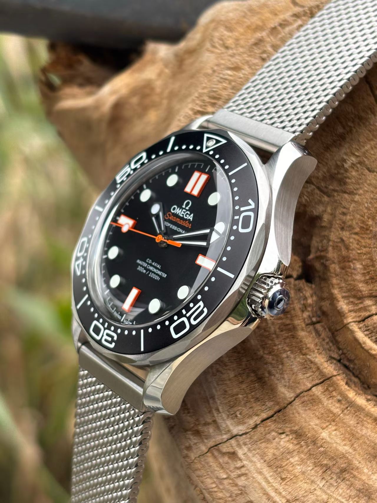 Omega Vs 2025 New Styleomega 300 42 M 8806 Movement55