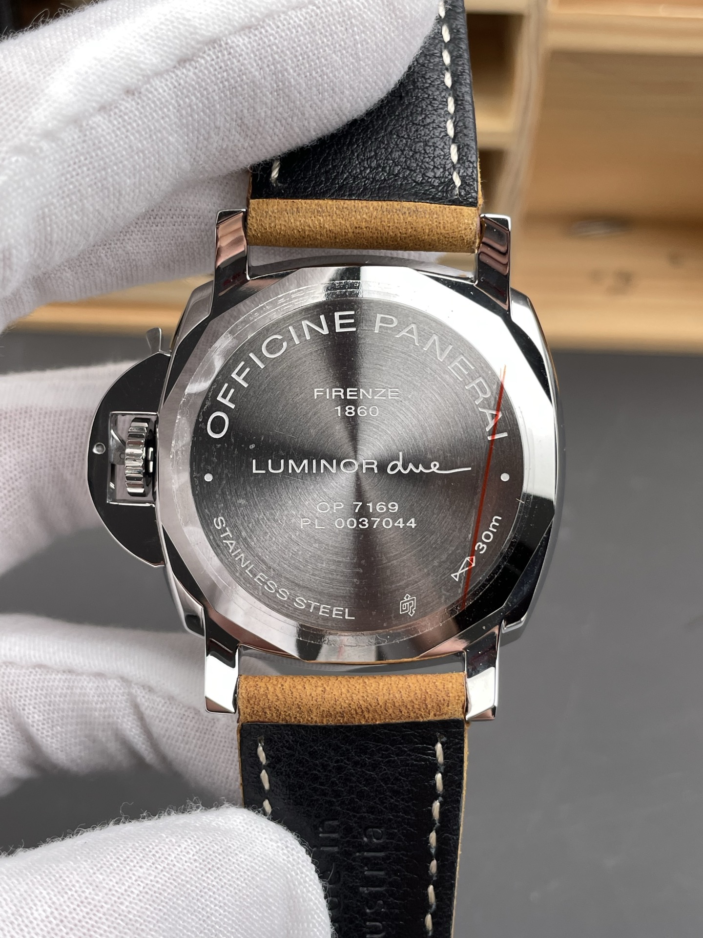 Panerai Vs Pam904/42 mm /p9010