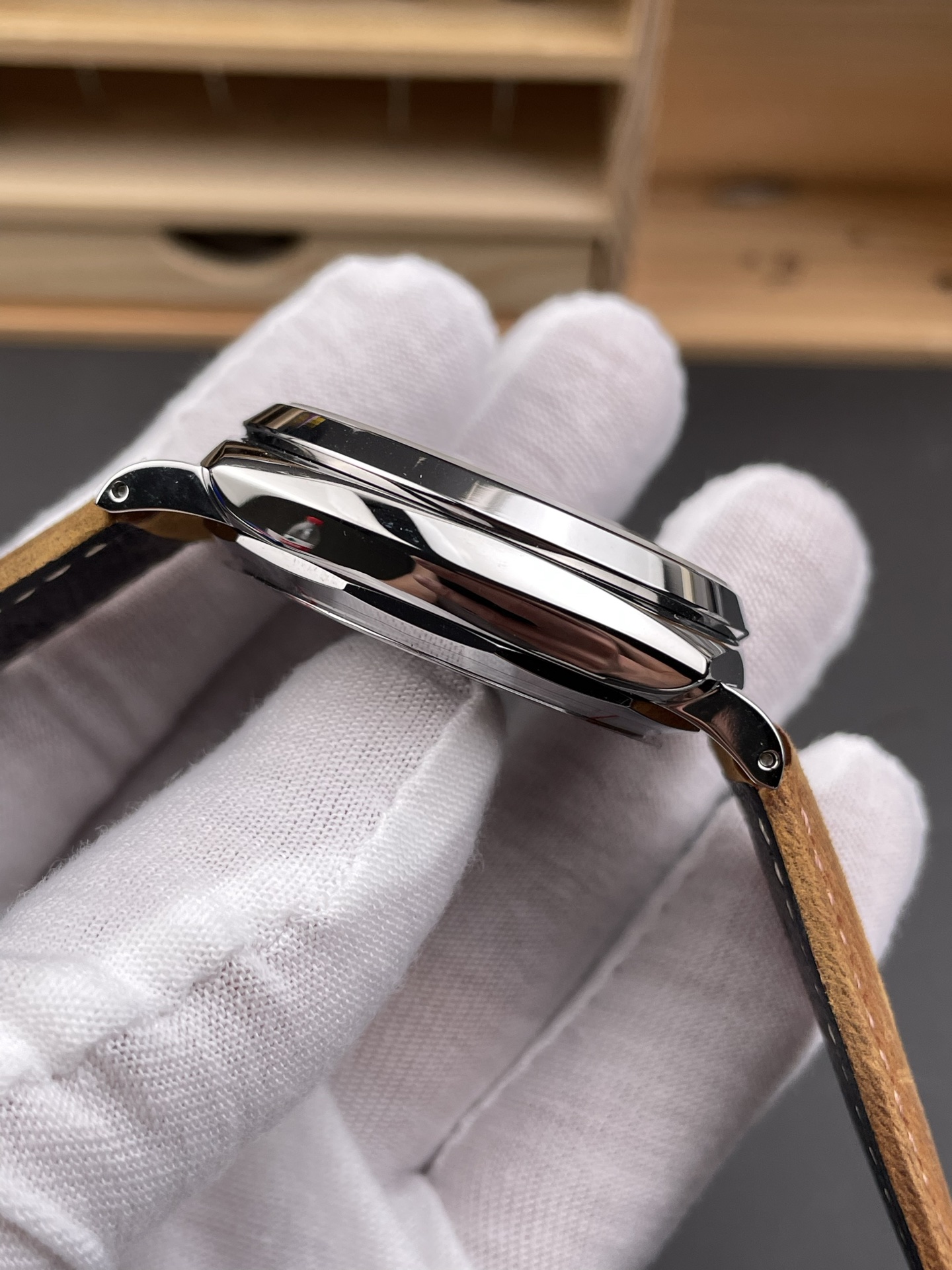 Panerai Vs Pam904/42 mm /p9010