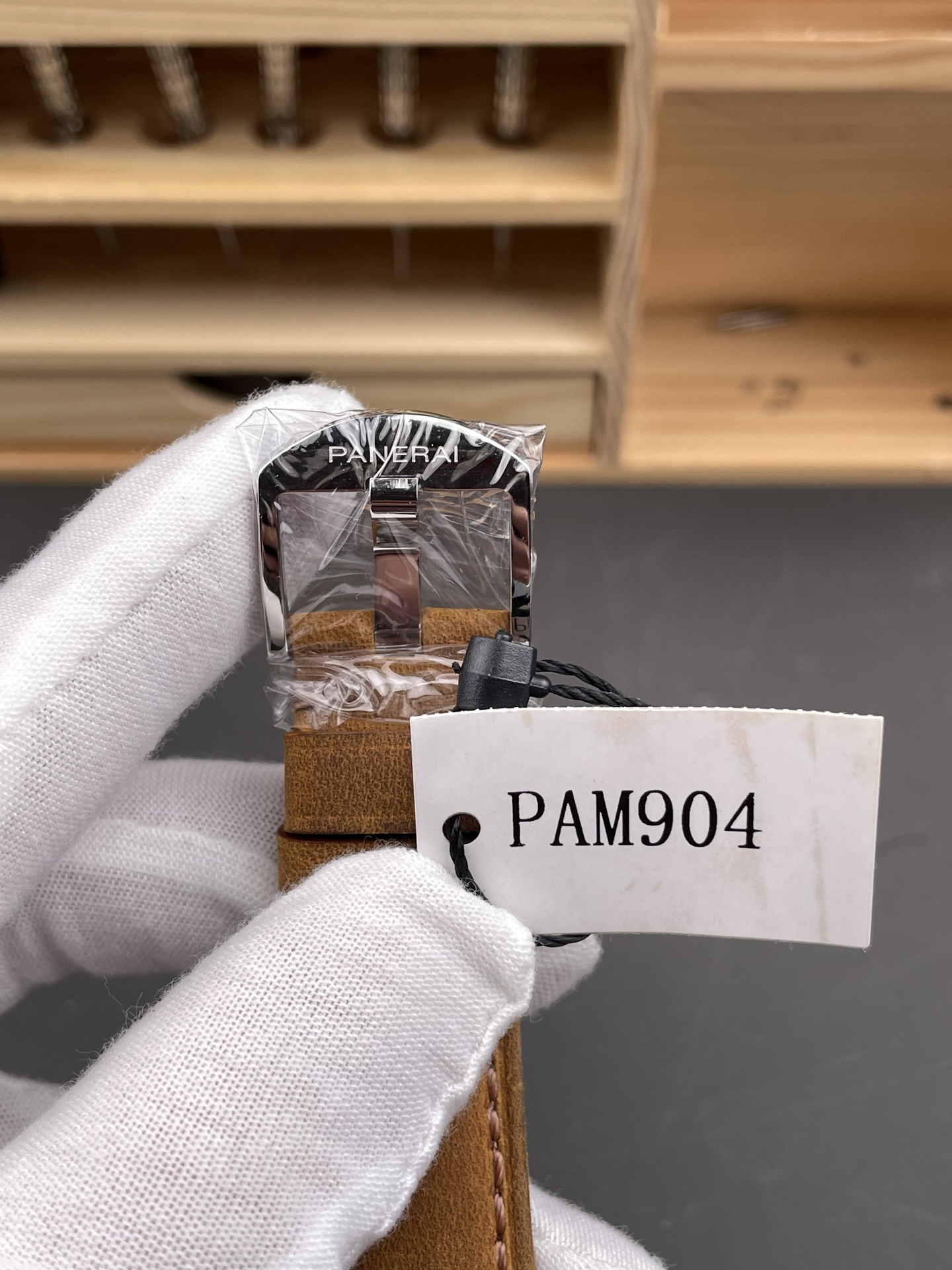 Panerai Vs Pam904/42 mm /p9010