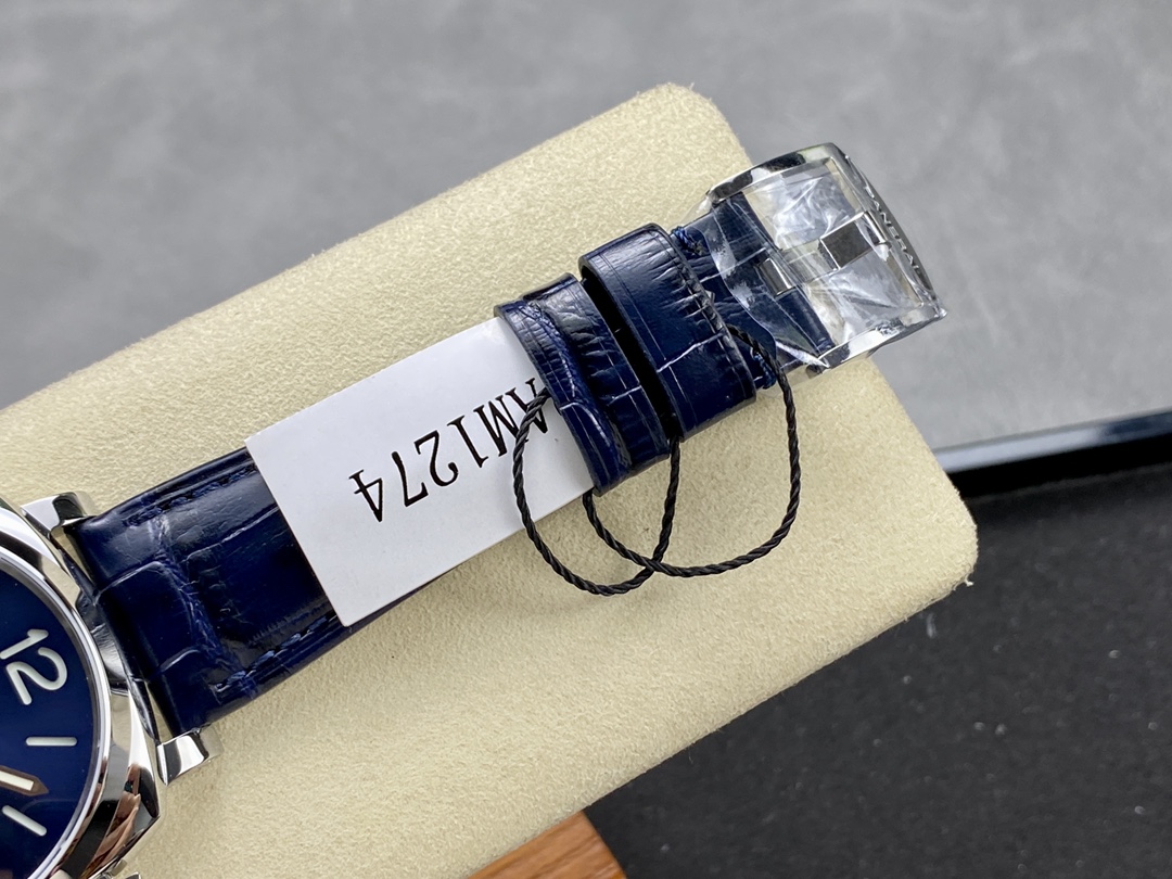 Panerai Vs Paneraipam1274 P.900 movement 42mm