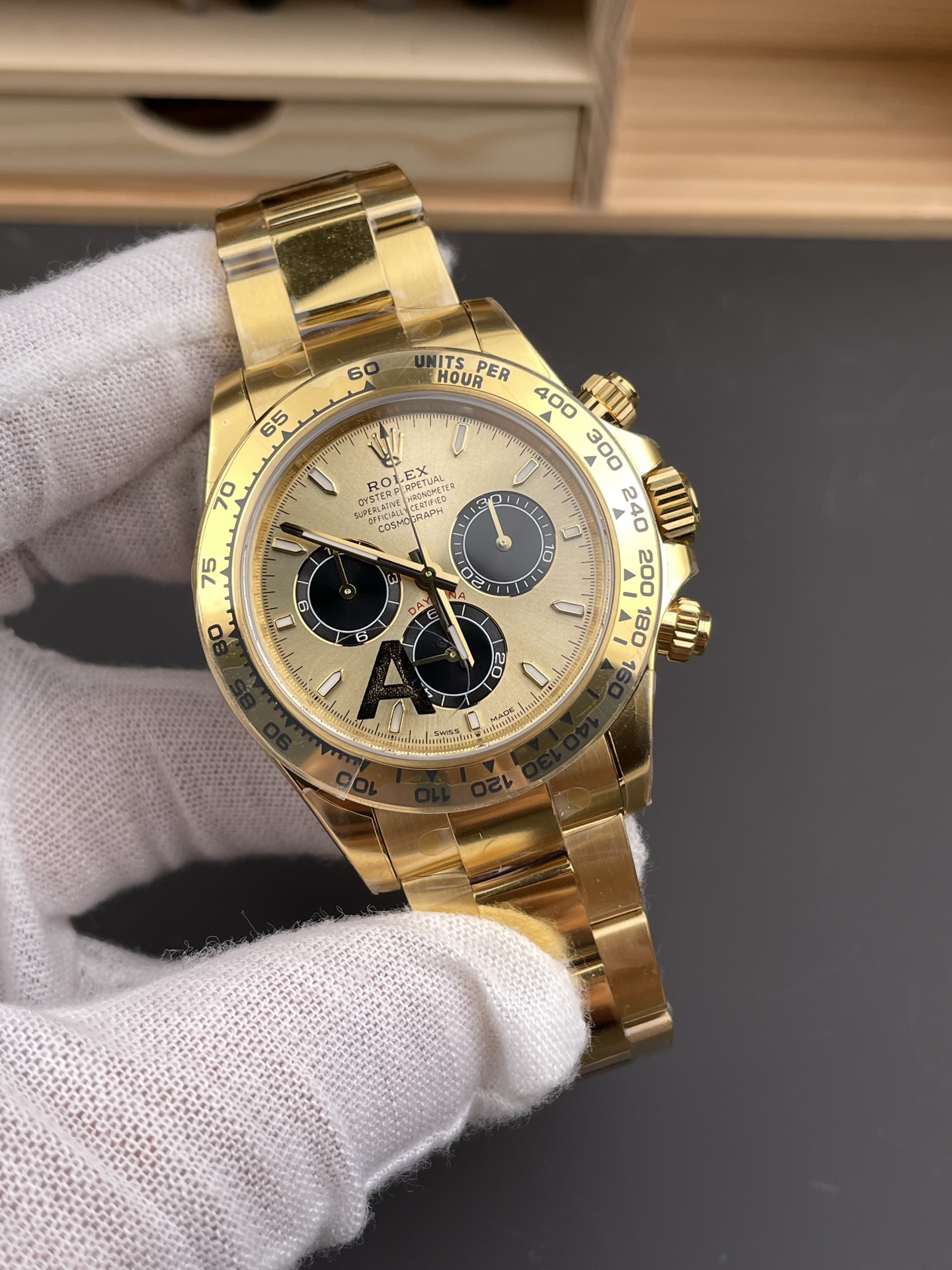 Rolex Vs New Style /40 mm /4131 / 183g