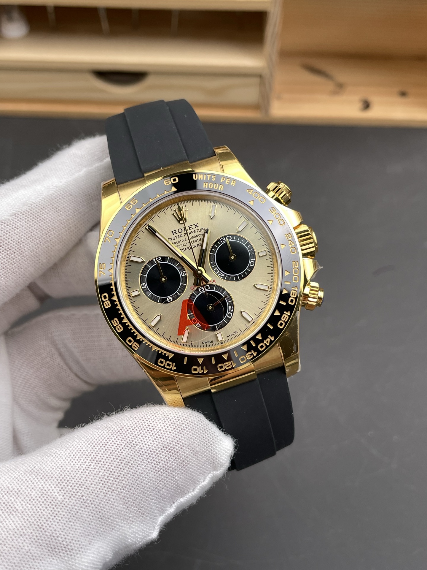 Rolex Vs New Style V1 /40 mm /4131 /110g