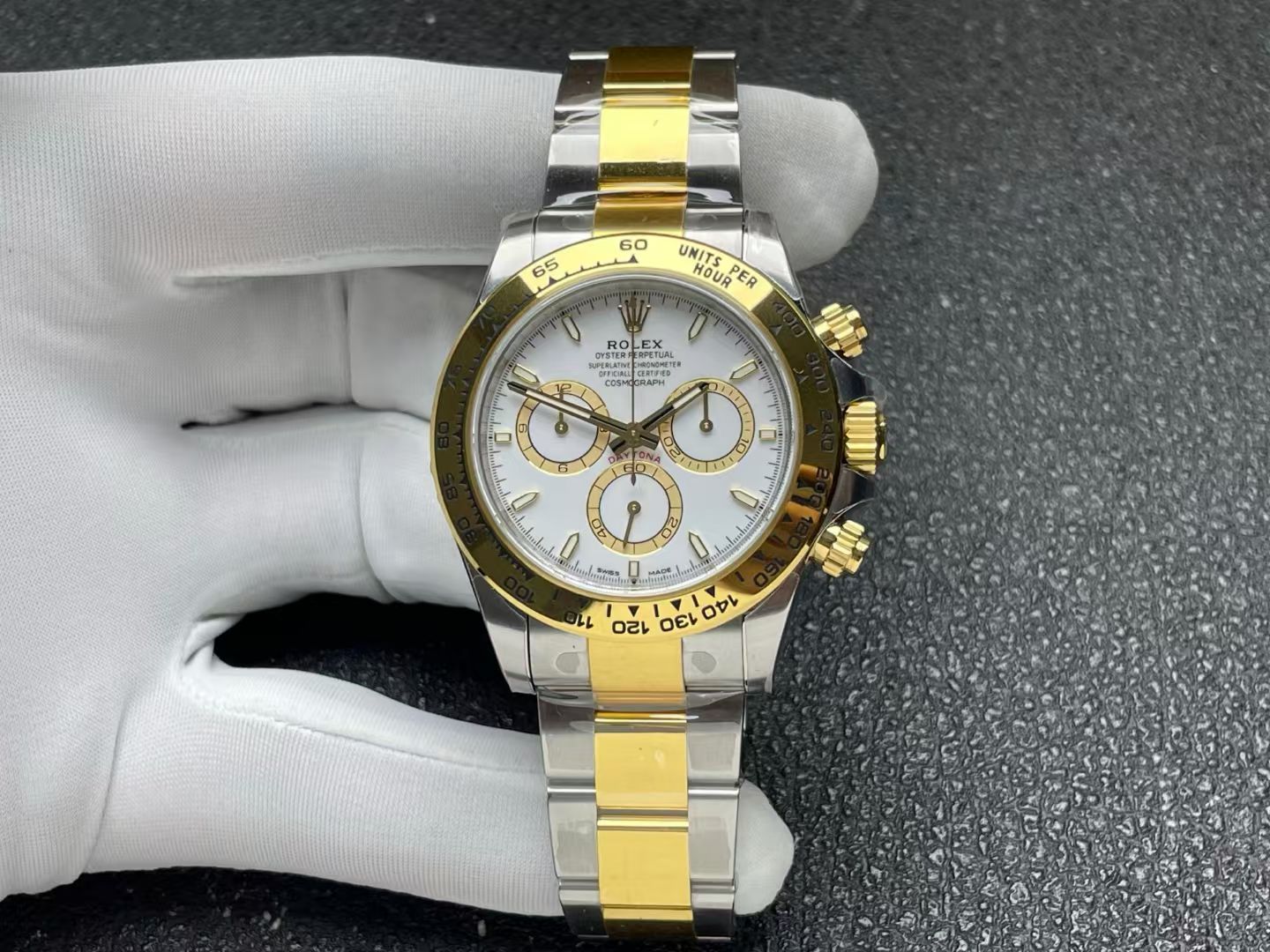 Rolex Vs 164 Gram Stainless Steel 4131 movement