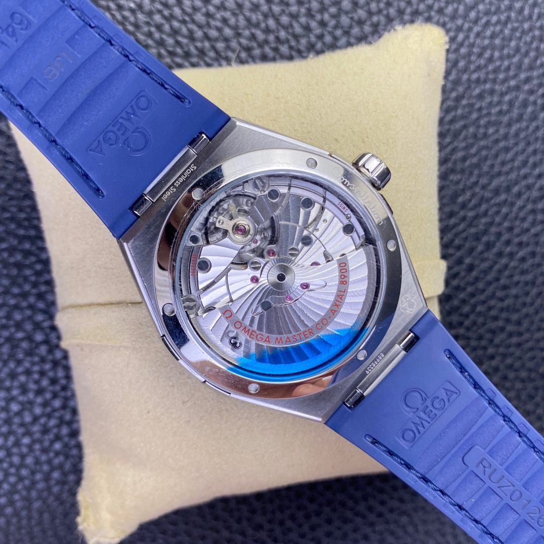 Omega Vsomega New Style -41 mm 1, Ceramic 2,41 3,8900 Movement