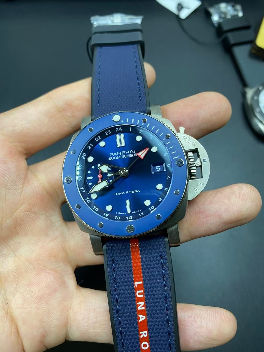 Panerai Vspanerai1507 Gmt P9000 movement P900 42diameter Watch Dial Titaniumwatch Case