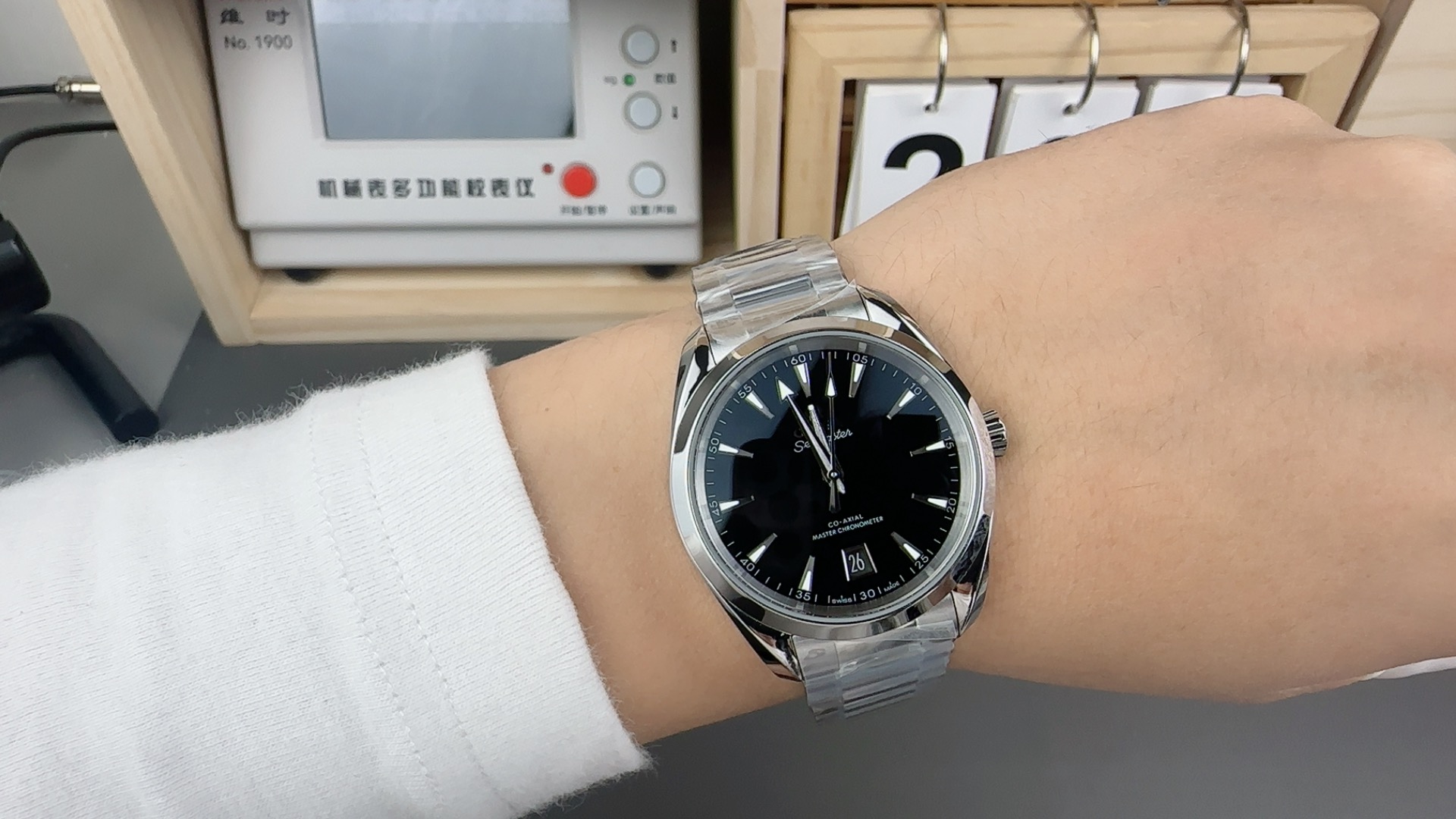 Rolex Vs Aqua Terra 150 Size38 mm Omega New Style