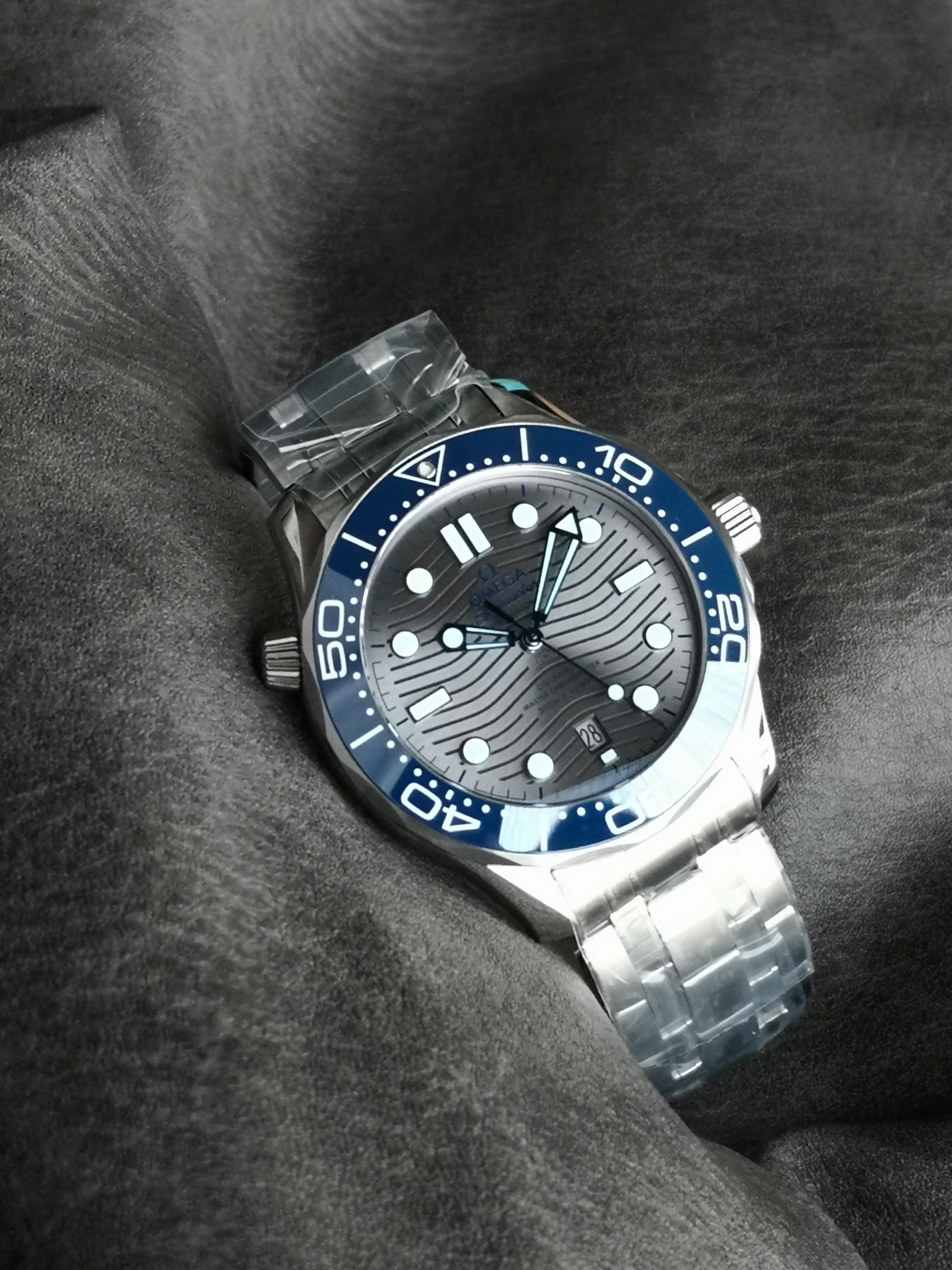 Omega Vs 001 Watch Case ,ceramicwatch Dial Pvd ,6 Hands Markers Super-luminovaluminous 8800 Mechanicalmovement,42