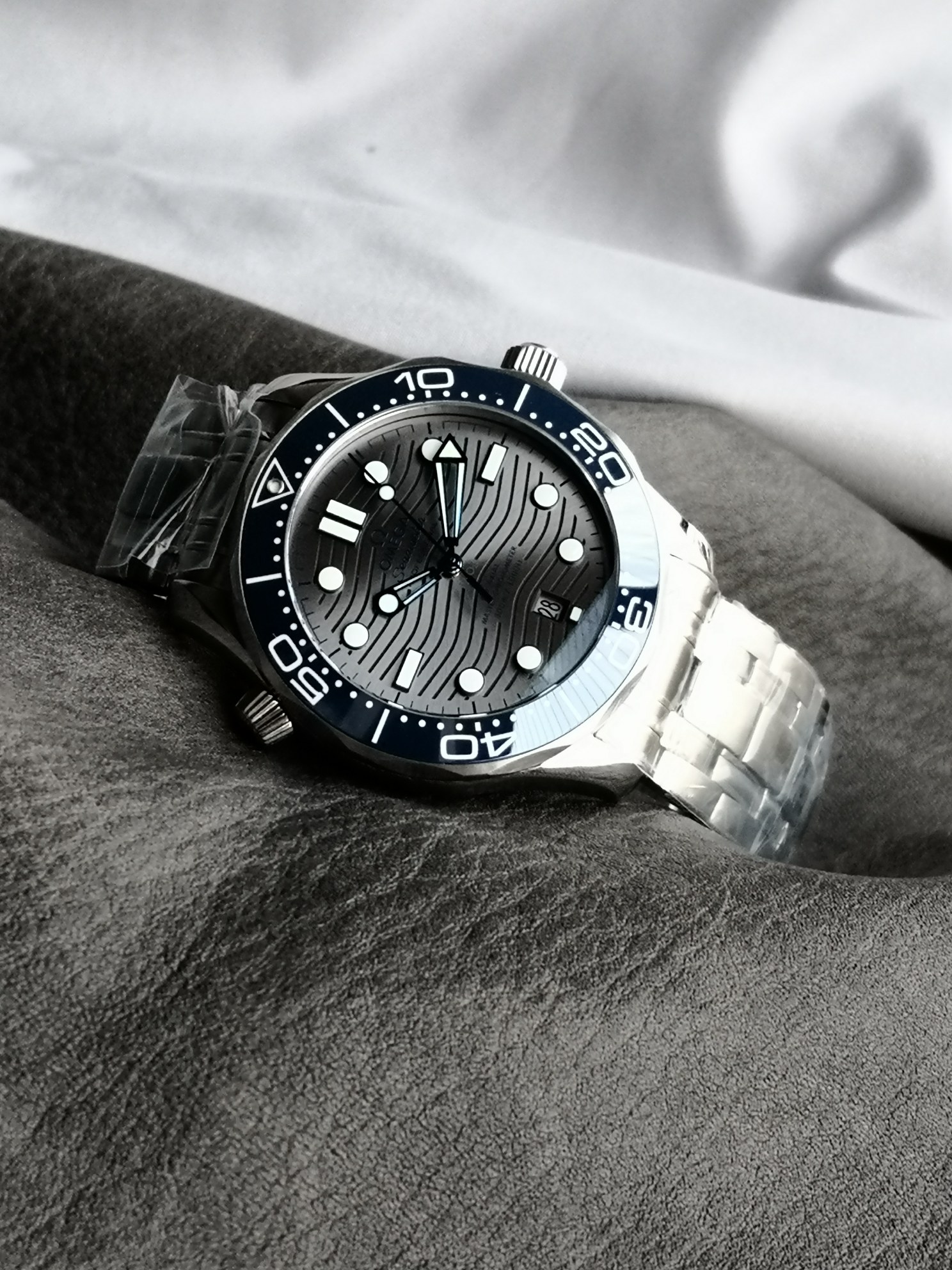 Omega Vs 001 Watch Case ,ceramicwatch Dial Pvd ,6 Hands Markers Super-luminovaluminous 8800 Mechanicalmovement,42