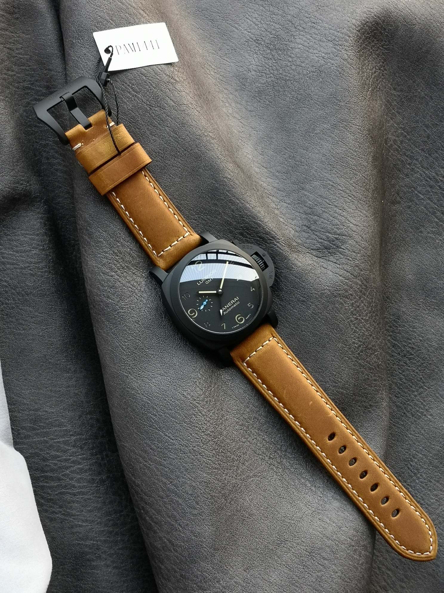 Panerai Vs :panerailuminor 1950 Pam01441 ,ceramicwatch Case, Watch Dial, Luminous .3 Date Display,9 9010 Mechanical,44