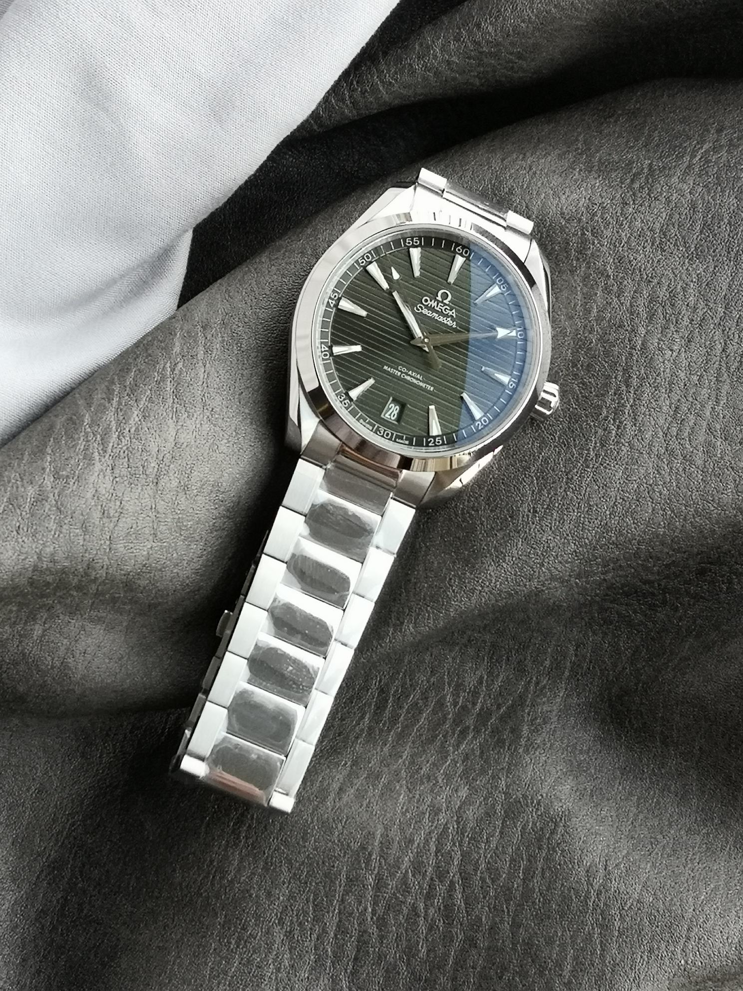 Omega Vs 001 Watch Case Dial Hands Markers Super-luminovaluminous 8900 Mechanical,41