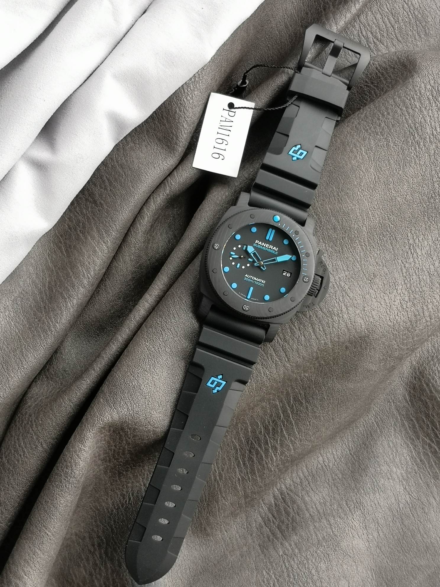 Panerai Vs Pam01616 ,carbotech Watch Case Strap, Dial Luminous Markers .3 Date Display,9 ,cal.p.9010 Mechanical,47