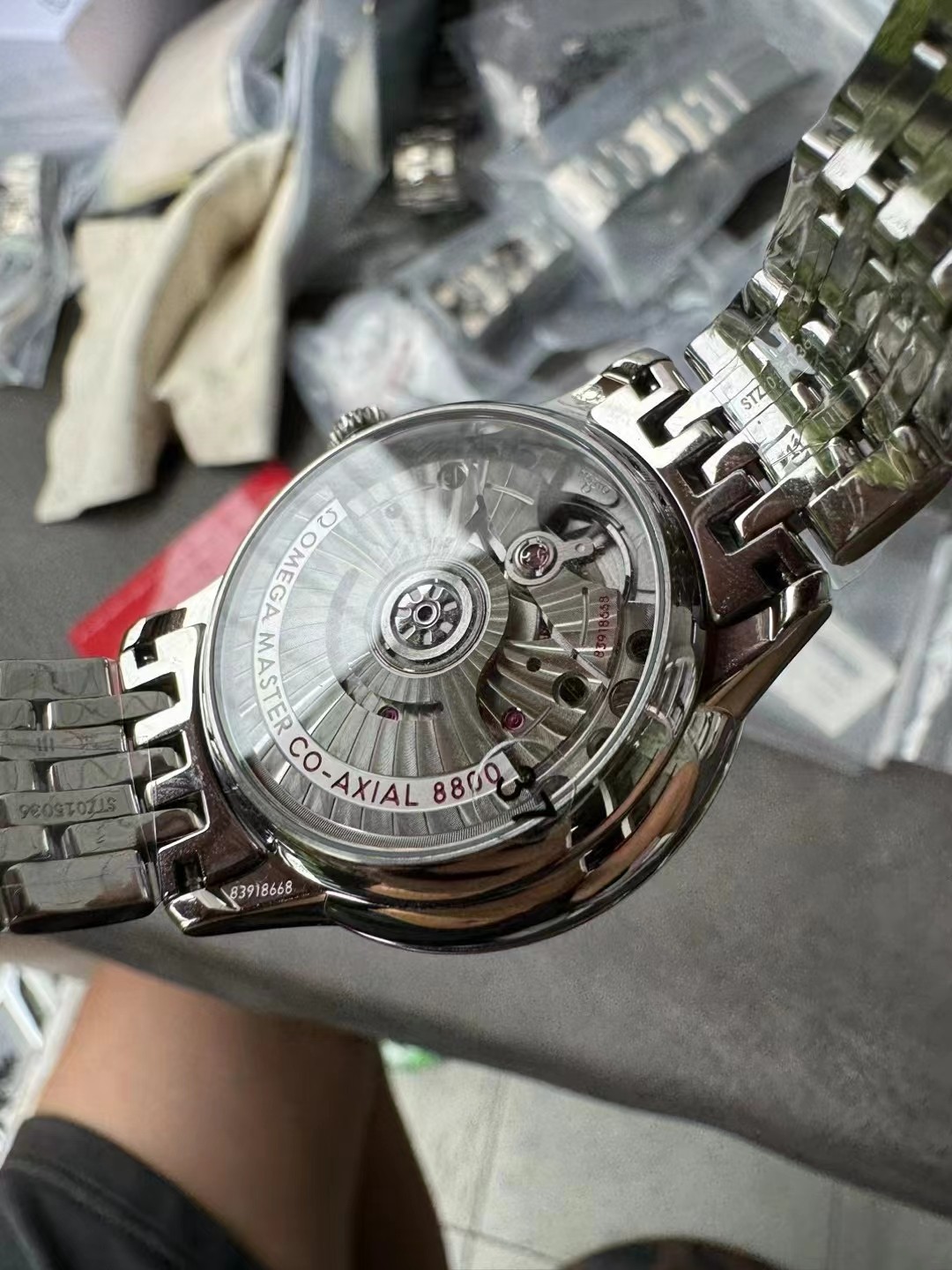 Omega Vs Womensmechanical -omega 34 mm Omega8800 movement, Womens ,mechanical