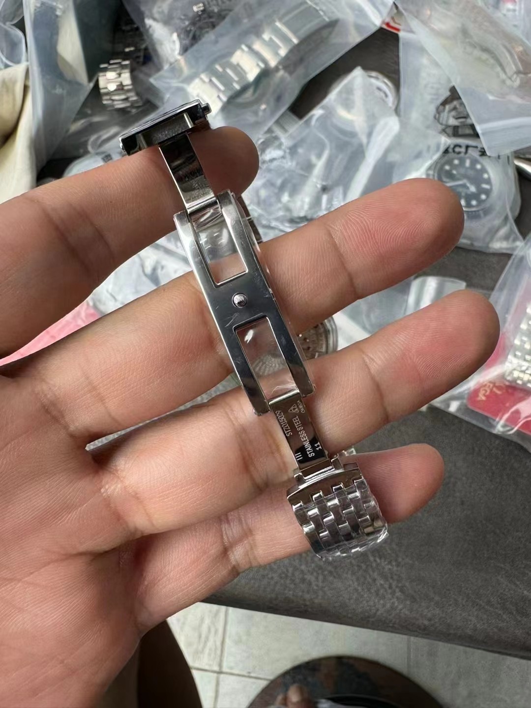 Omega Vs Womensmechanical -omega 34 mm Omega8800 movement, Womens ,mechanical