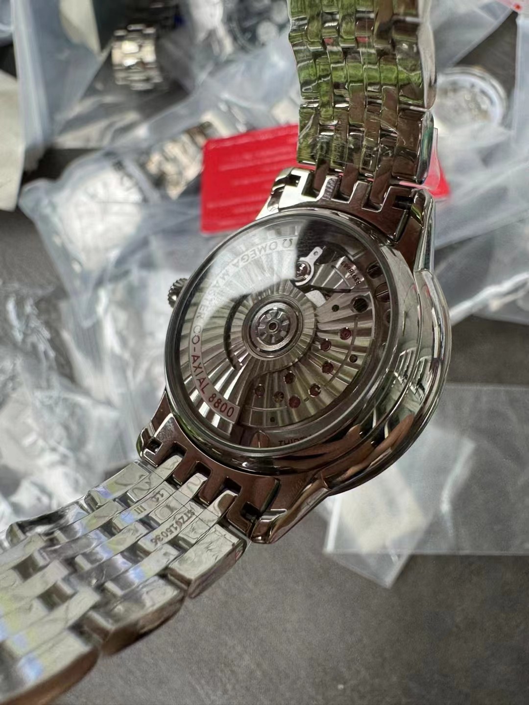 Omega Vs Womensmechanical -omega 34 mm Omega8800 movement, Womens ,mechanical