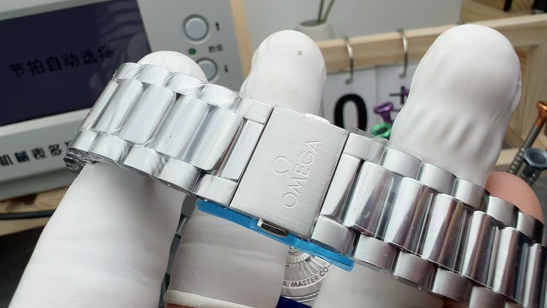 Omega Vs -omega ,38 mm Mold Openingsize, Movement, Watch Dial