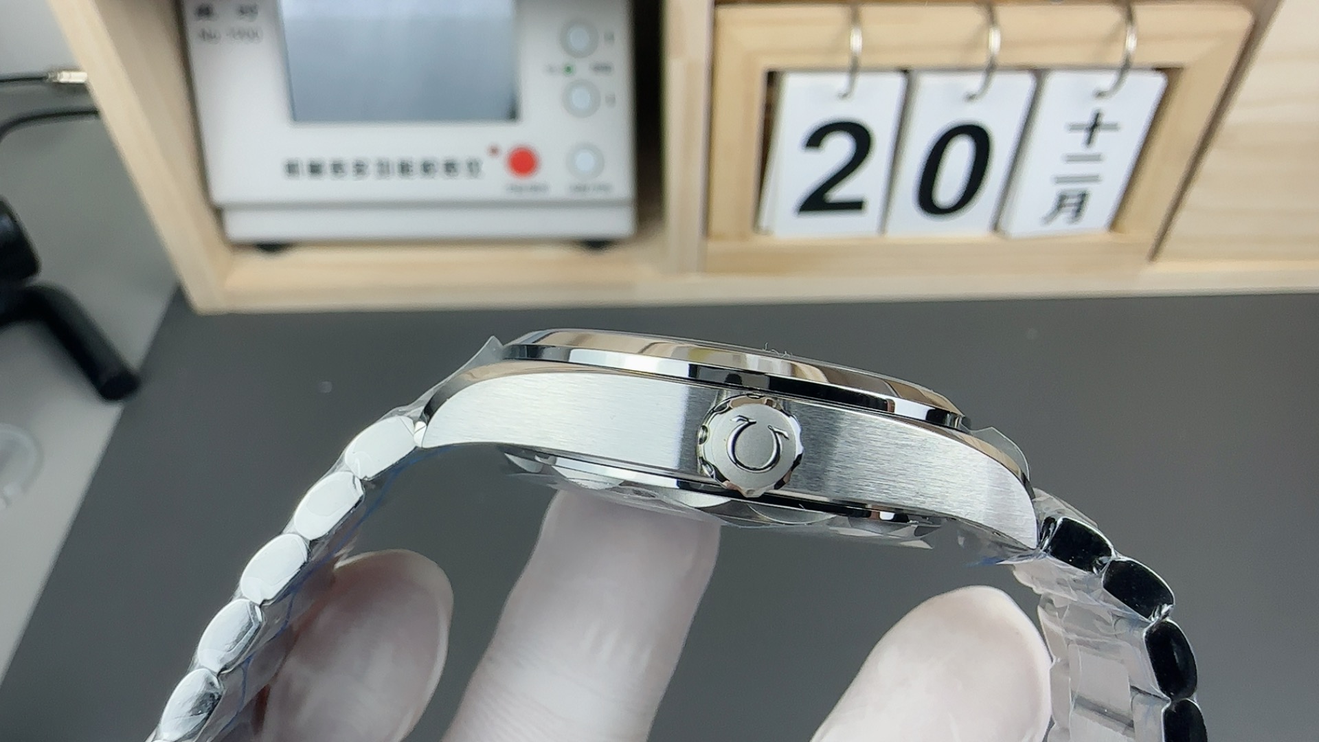 Omega Vs -omega ,38 mm Mold Openingsize, Movement, Watch Dial