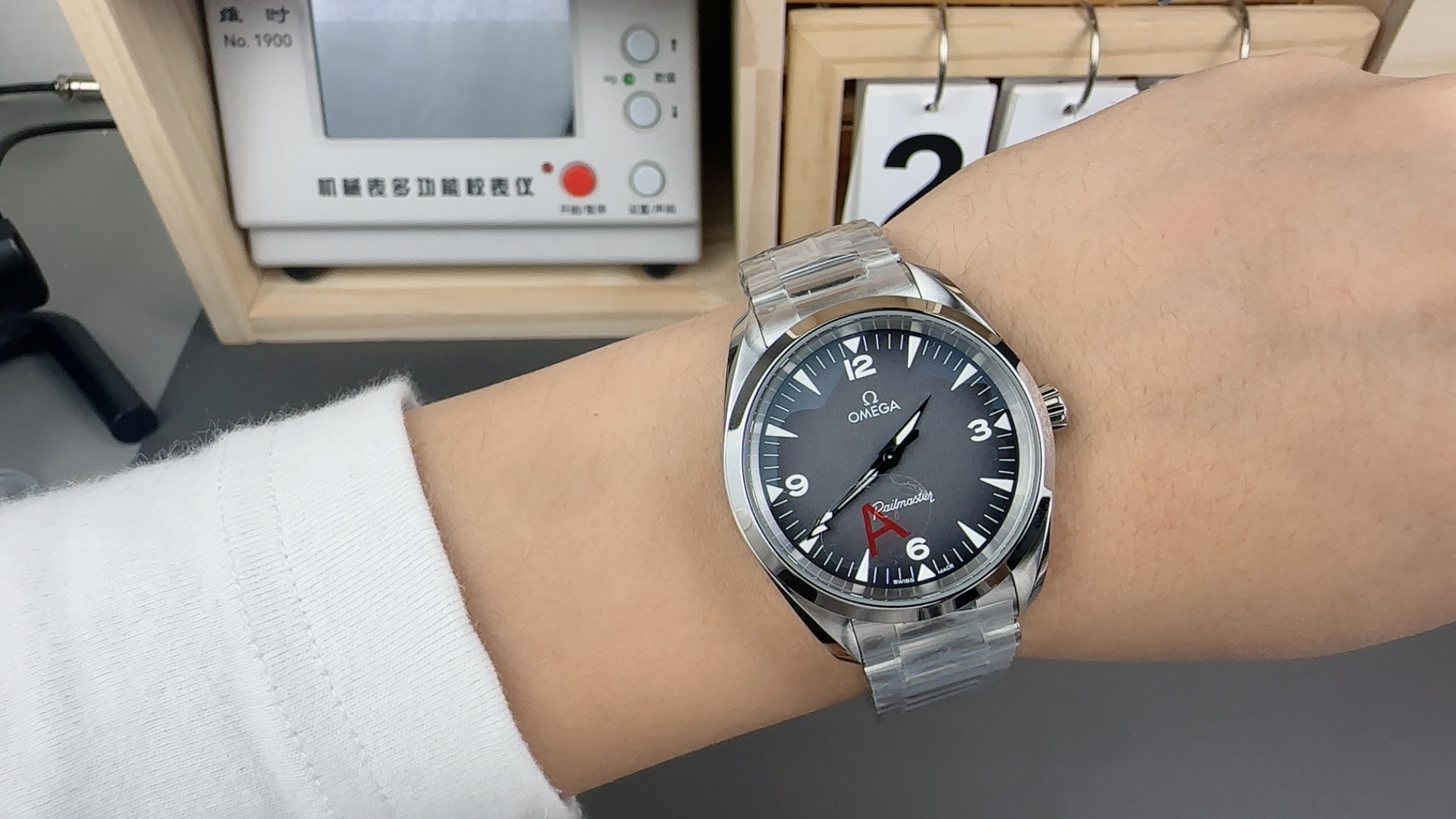 Omega Vs -omega ,38 mm Mold Openingsize, Movement, Watch Dial