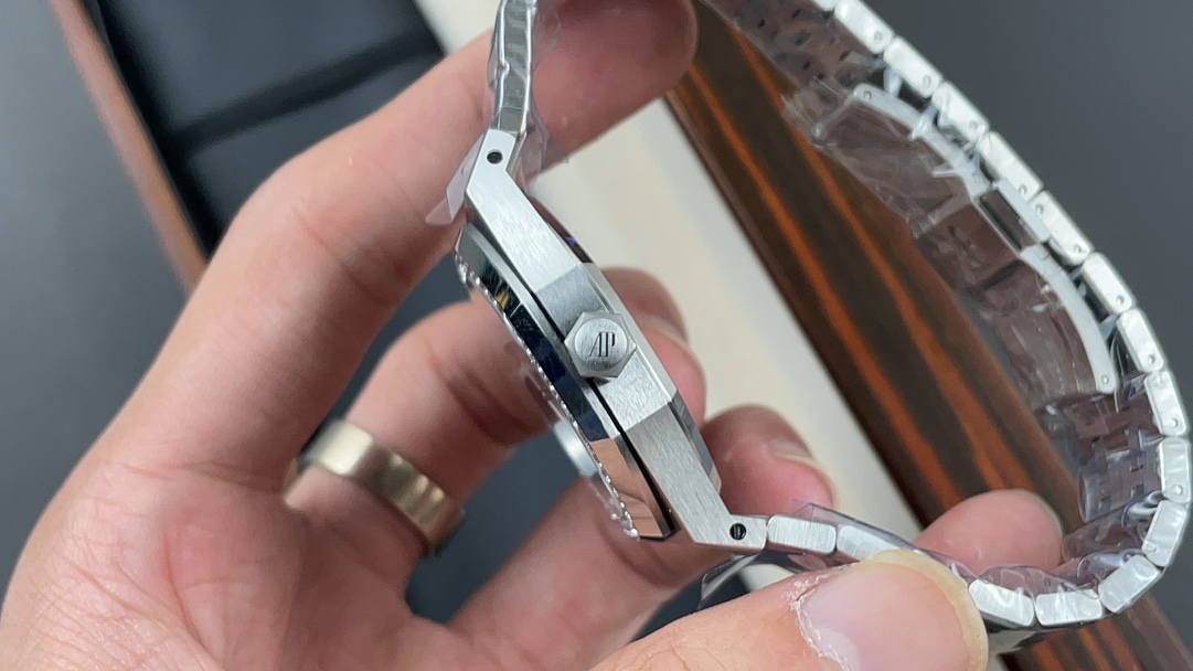 Audemars Piguet Piguet15451 37 mm Aps--