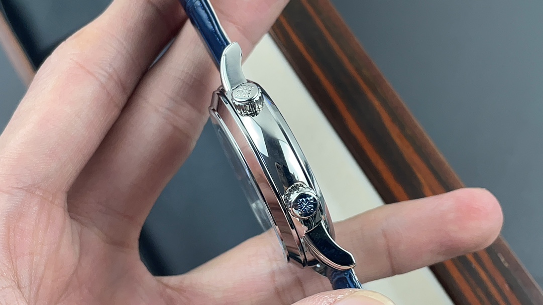 Patek Philippe 43 mm 240 Movement Yl-- 1