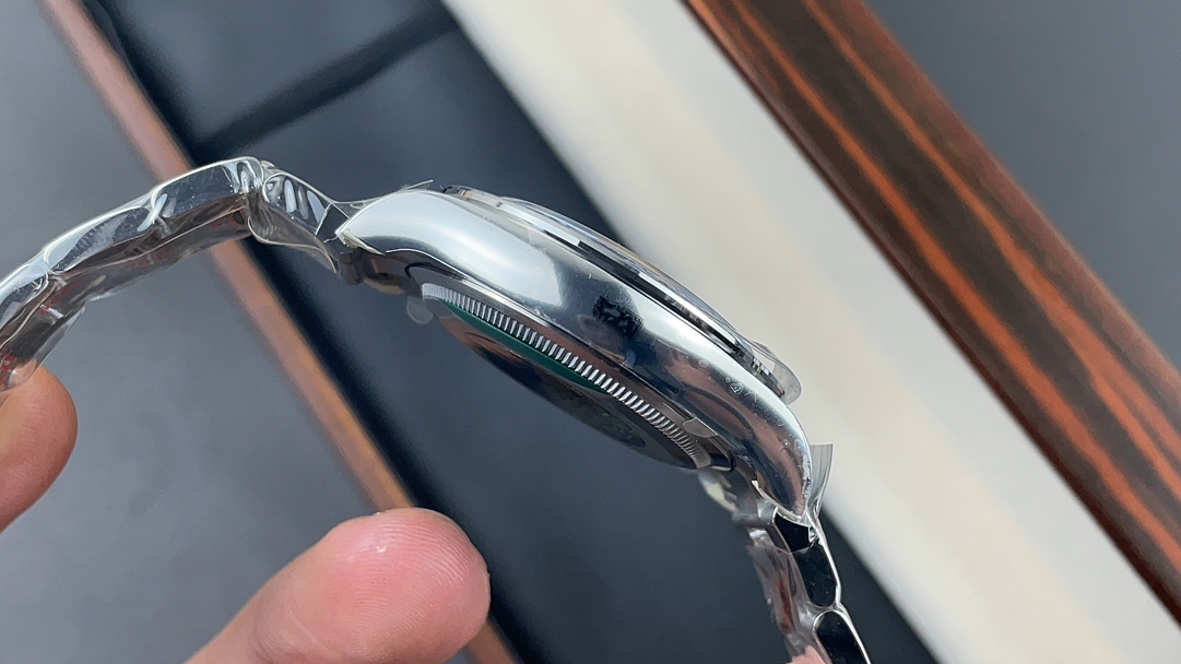 Rolex 40 mm 4131 movement Clean-- 1