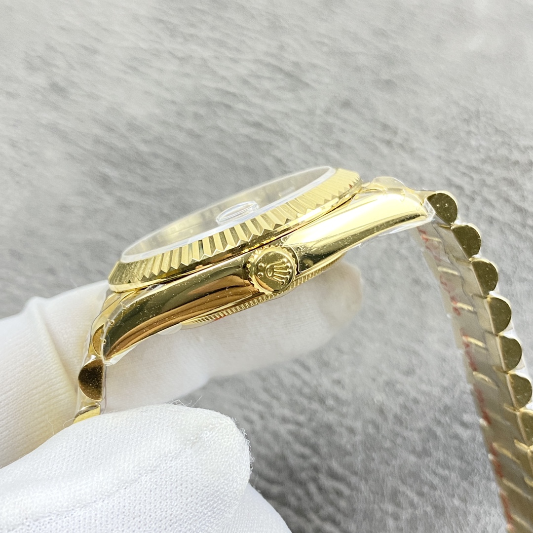 Rolex M228238-0004 40 mm diameter Dd 2834 movement Gm