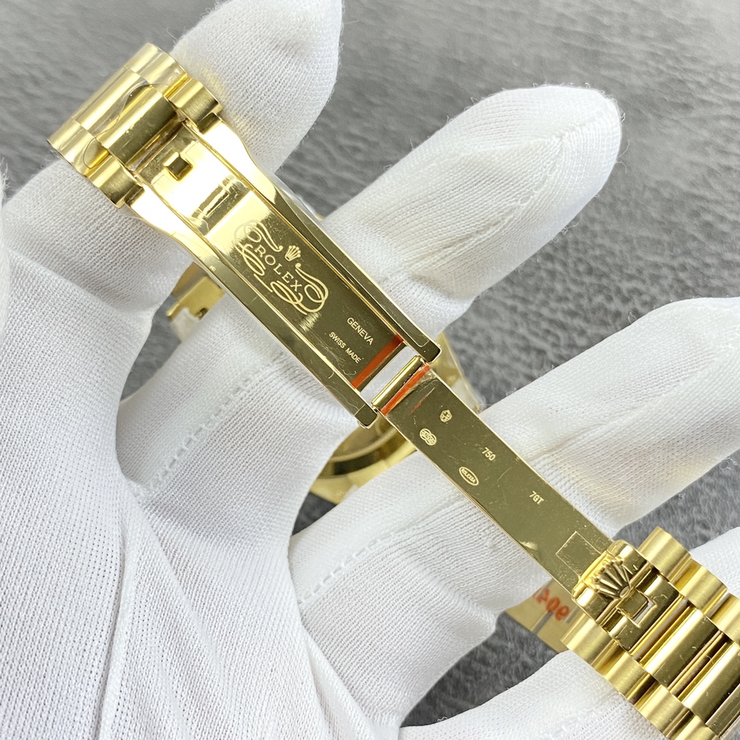 Rolex M228238-0004 40 mm diameter Dd 2834 movement Gm