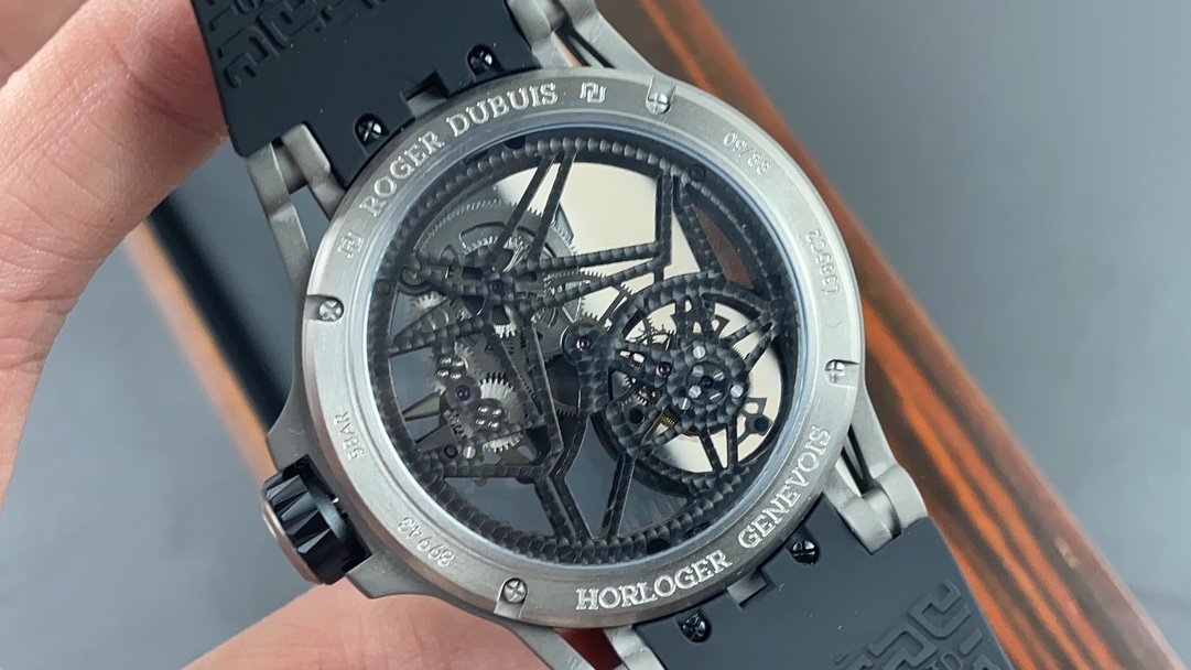 Roger Dubuis 42 mm Rd509sq Bbr-- 1