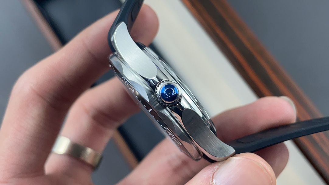 Omega Omegaω 300 42 mm 8800 movement Vs-- 1