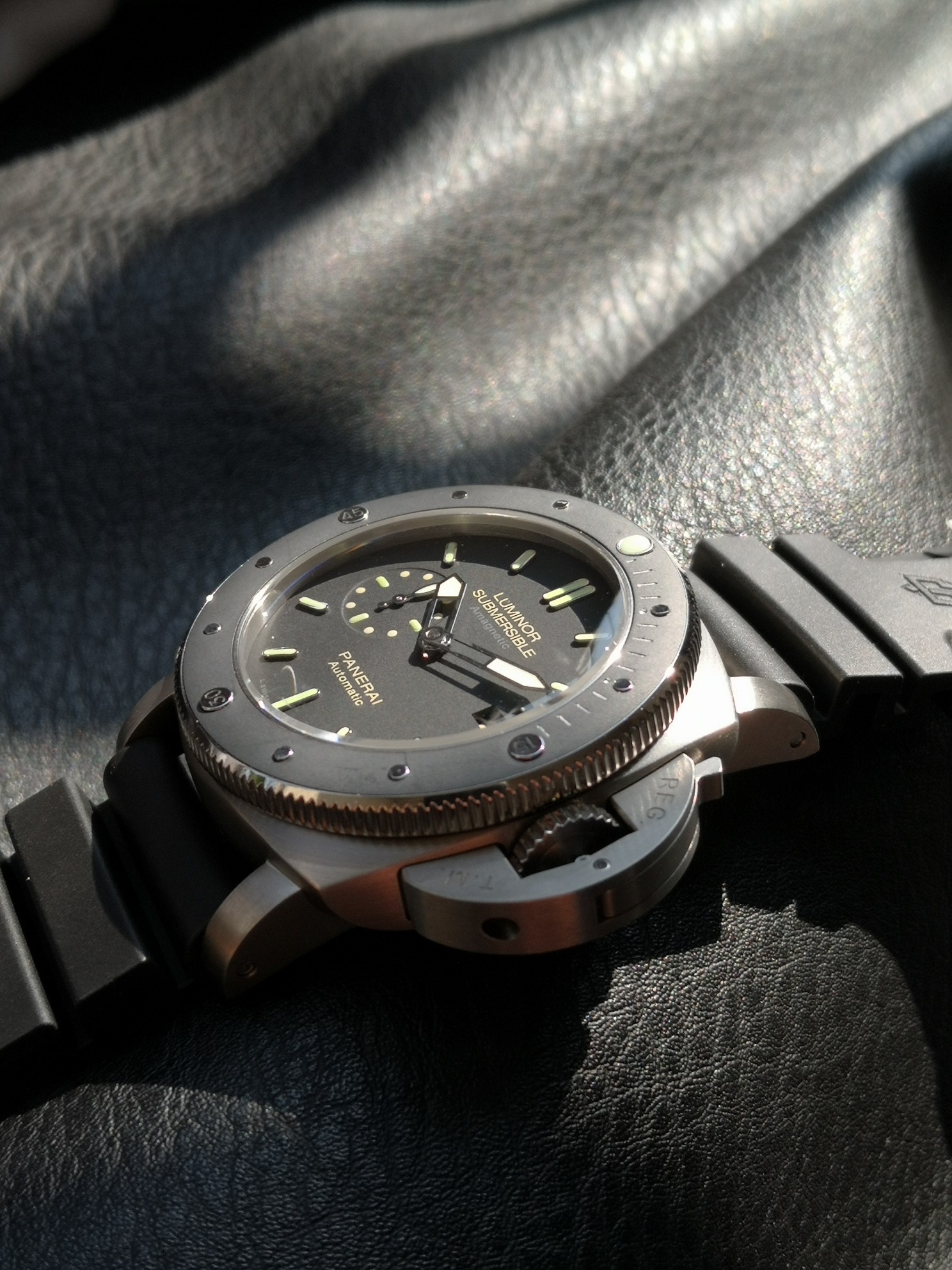 Panerai Panerailuminor 1950 Pam00389,vs