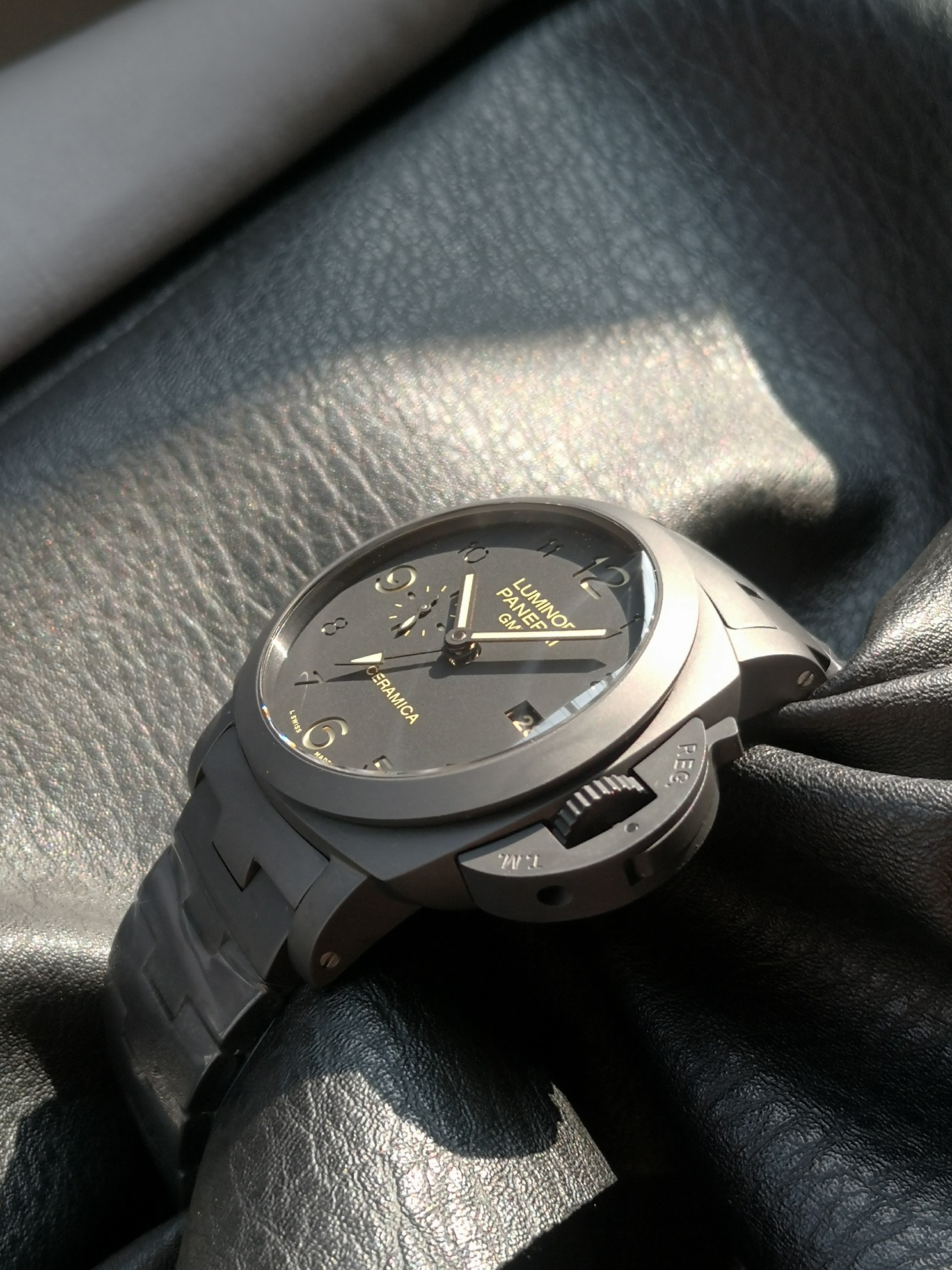 Panerai Panerailuminor 1950 Pam00438 Ceramicwatch Clasp,p. 9001 Mechanical,44 ,vs