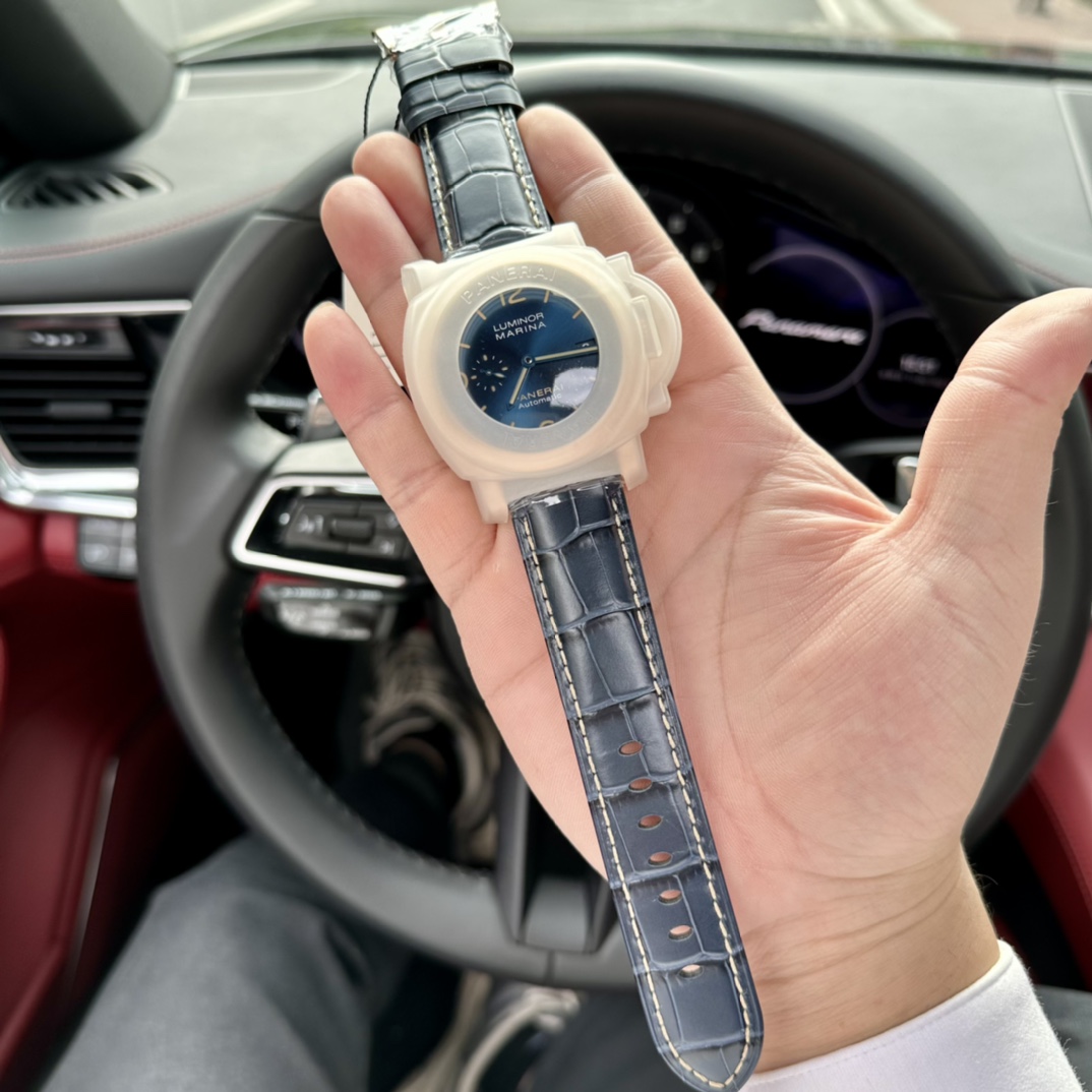 Panerai .vspanerai Pam1114rose Gold Plated Size44mm