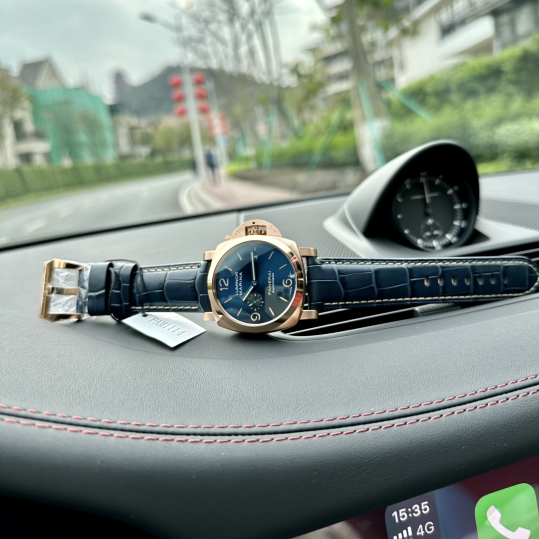 Panerai .vspanerai Pam1114rose Gold Plated Size44mm