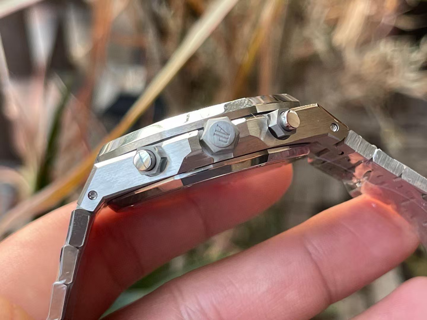 Audemars Piguet / Chronograph4401 Movement Aps 26240st Ceramic/ calidre.4401 Movement.thickness Original .size4112.4 mm Date Display,chronograph,luminous,waterproof