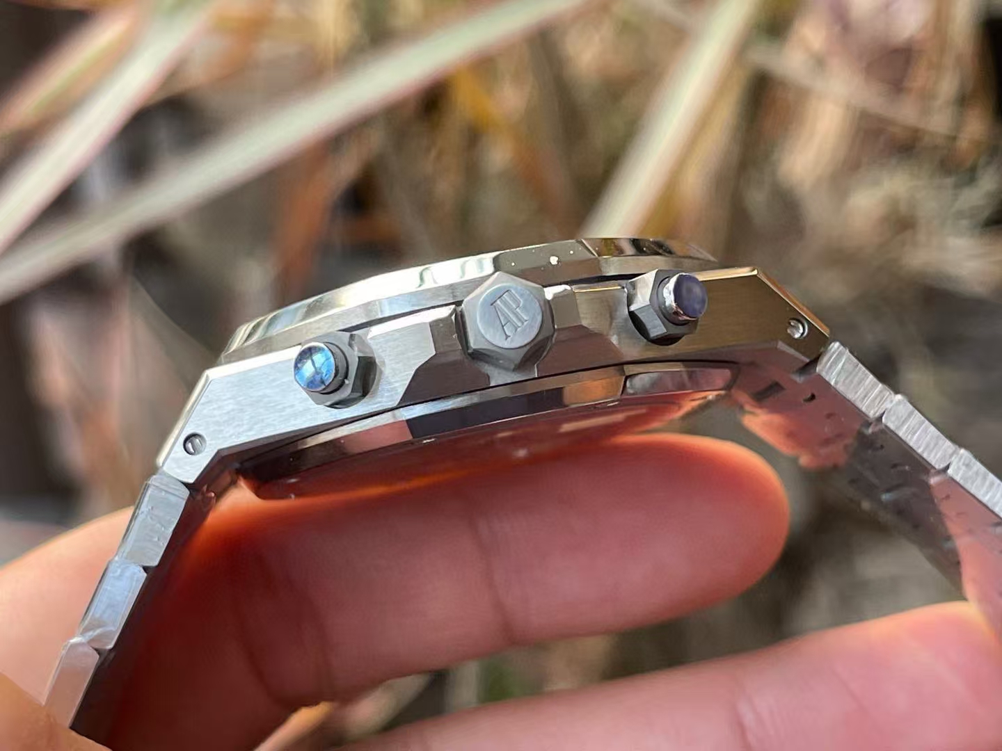 Audemars Piguet / Chronograph4401 Movement Aps 26240st Ceramic/ calidre.4401 Movement.thickness Original .size4112.4 mm Date Display,chronograph,luminous,waterproof