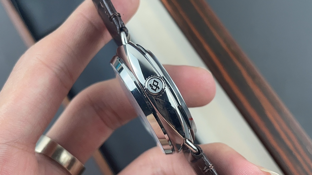 Panerai Panerai1292 40 mm P9000 movement