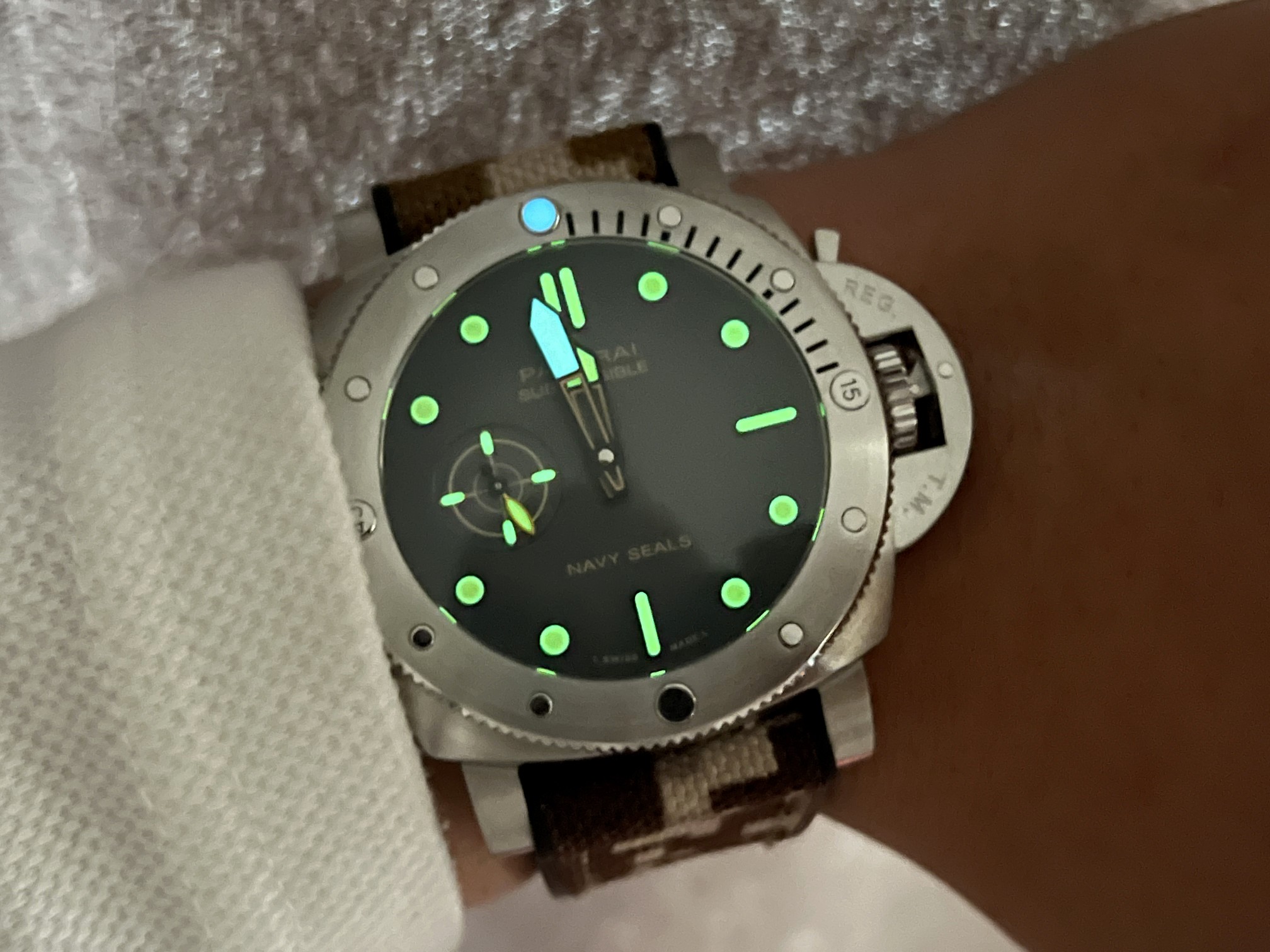 Panerai /wow Vs 2025 Pam1518 44 mm Submersible Watch Markers,watch Strap Dna Dial