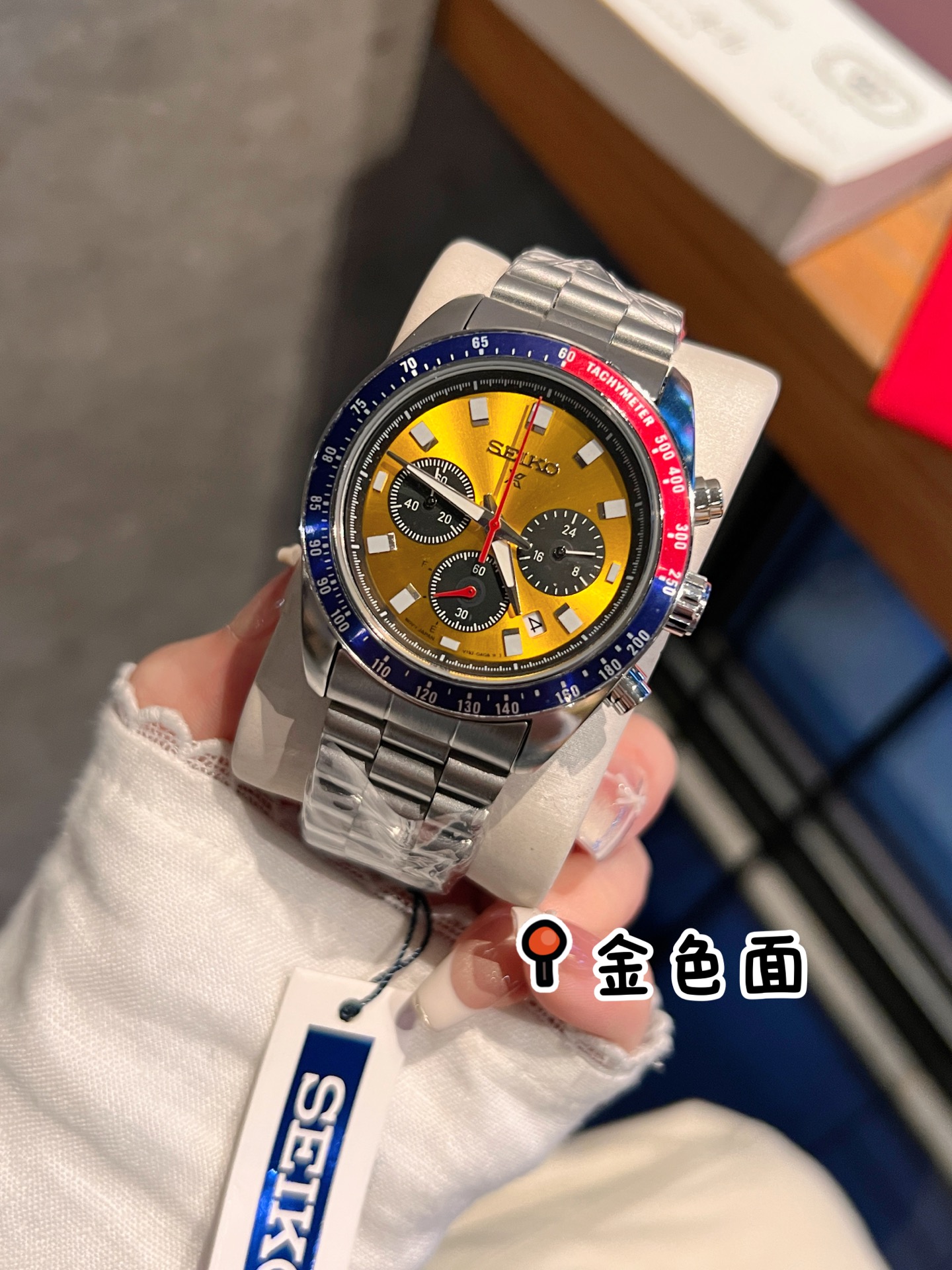 105 SEIKO Hardlex Crystal Powered by original 6-hand quartz movement.Diameter 40.6 mm Solid Case Back 316 Stainless Steel Case Rubber Strap with Butterfly Deployant Clasp Minimalist & Stylish Elegant Lifestyle!_11