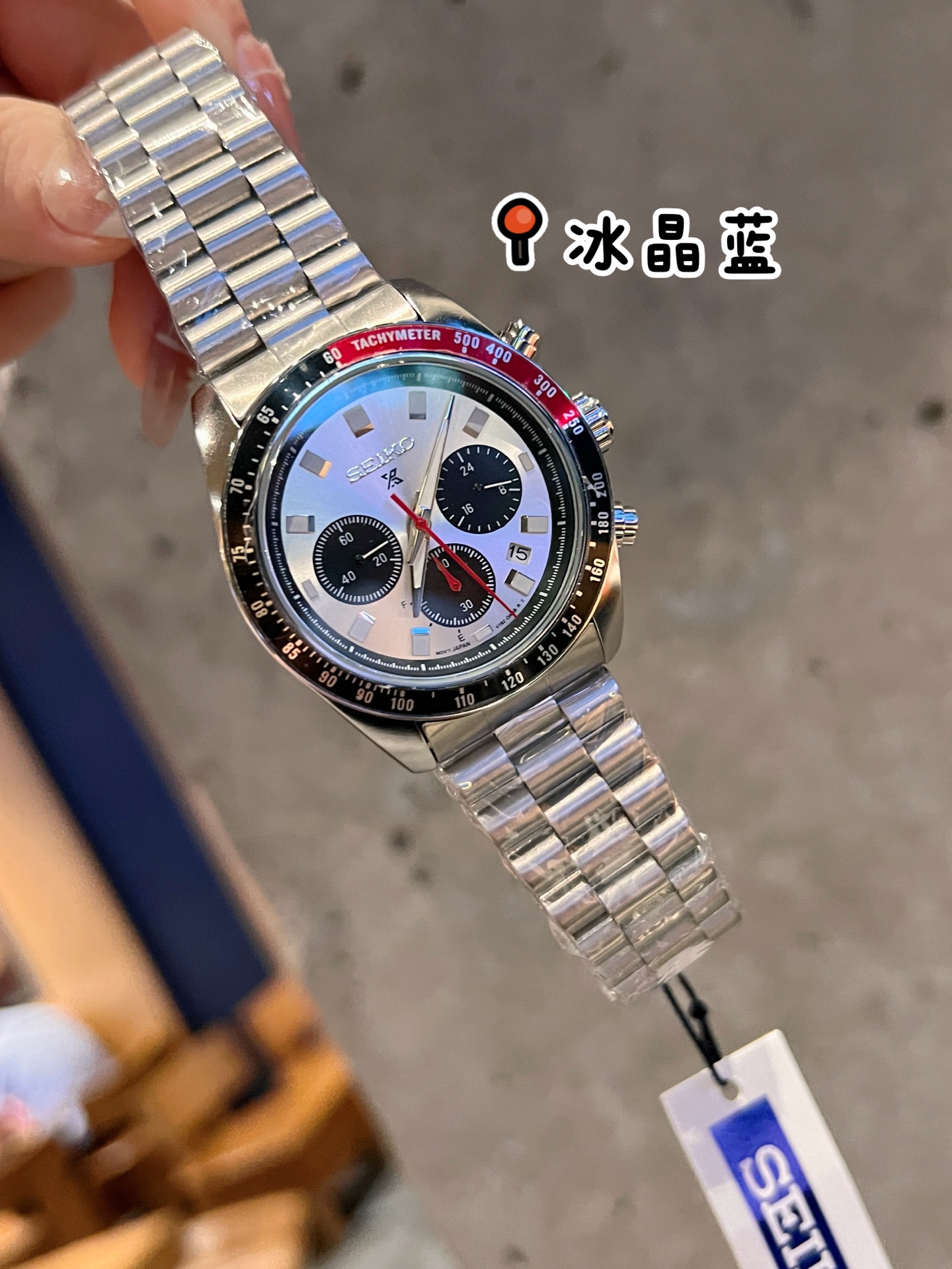 105 SEIKO Hardlex Crystal Powered by original 6-hand quartz movement.Diameter 40.6 mm Solid Case Back 316 Stainless Steel Case Rubber Strap with Butterfly Deployant Clasp Minimalist & Stylish Elegant Lifestyle!_9