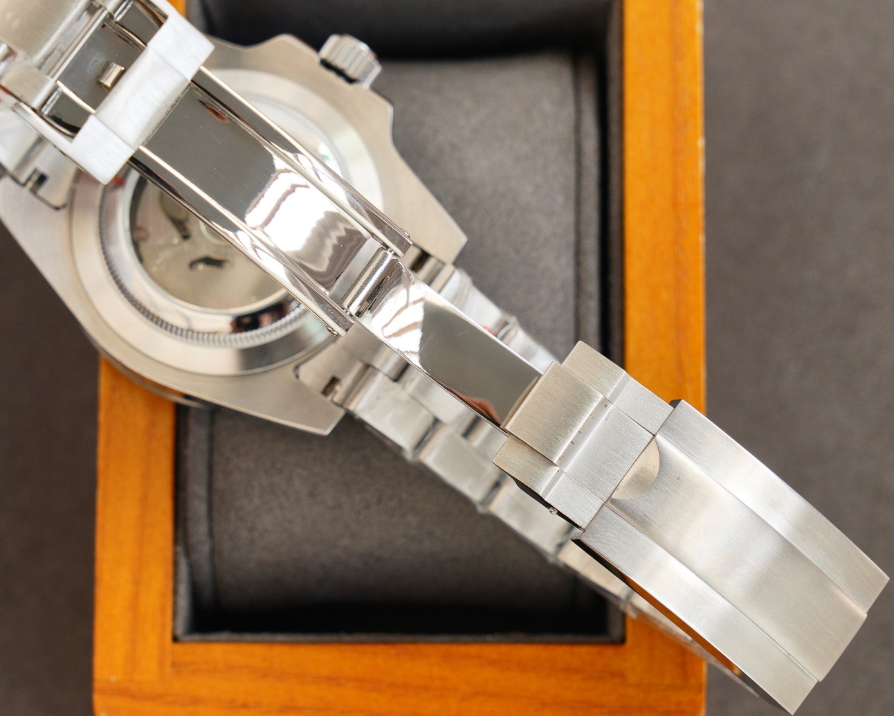 550 R Factory Edition SEIKO Latest Men's Watch Super Luminous Powered by NH35 Automatic Mechanical Movement Modern Dial Design 316L Stainless Steel Case Ceramic Bezel Sapphire Crystal With 316L Stainless Steel Bracelet Business Casual Style Elegant & Refi