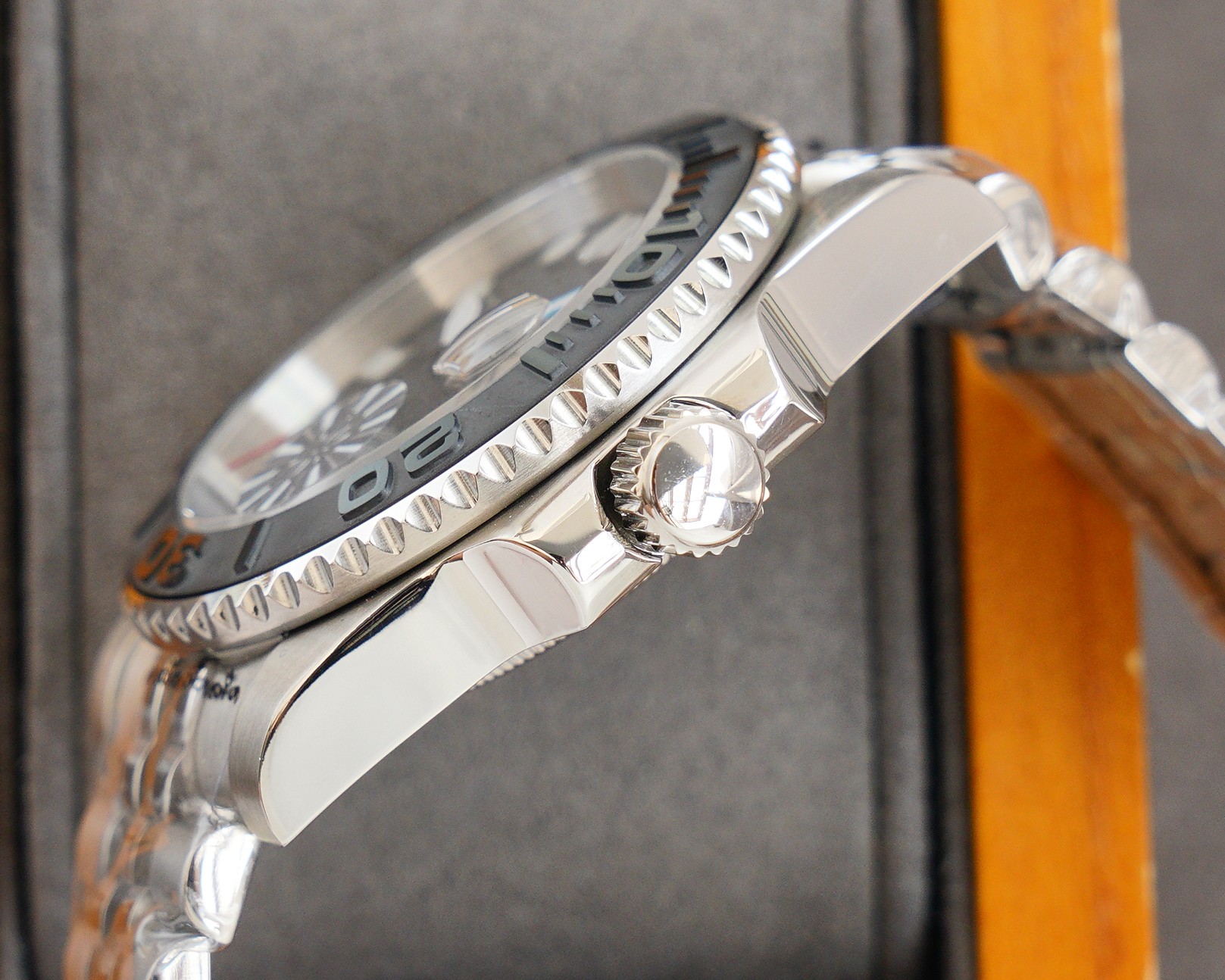 550 R Factory Edition SEIKO Latest Men's Watch Super Luminous Powered by NH35 Automatic Mechanical Movement Modern Dial Design 316L Stainless Steel Case Ceramic Bezel Sapphire Crystal With 316L Stainless Steel Bracelet Business Casual Style Elegant & Refi