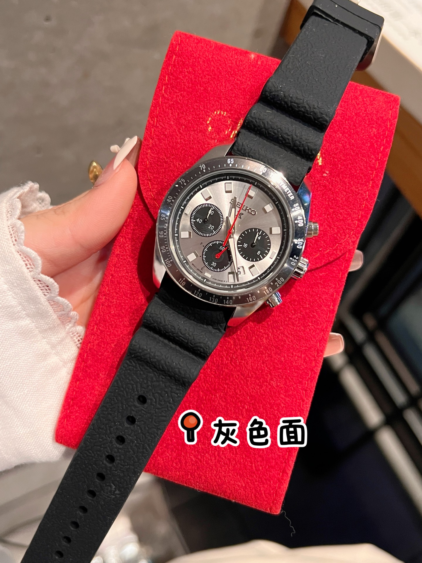 95 SEIKO Hardlex Crystal Powered by original 6-hand quartz movement.Diameter 40.6 mm Solid Case Back 316 Stainless Steel Case Rubber Strap with Butterfly Deployant Clasp Minimalist & Stylish Elegant Lifestyle!_15