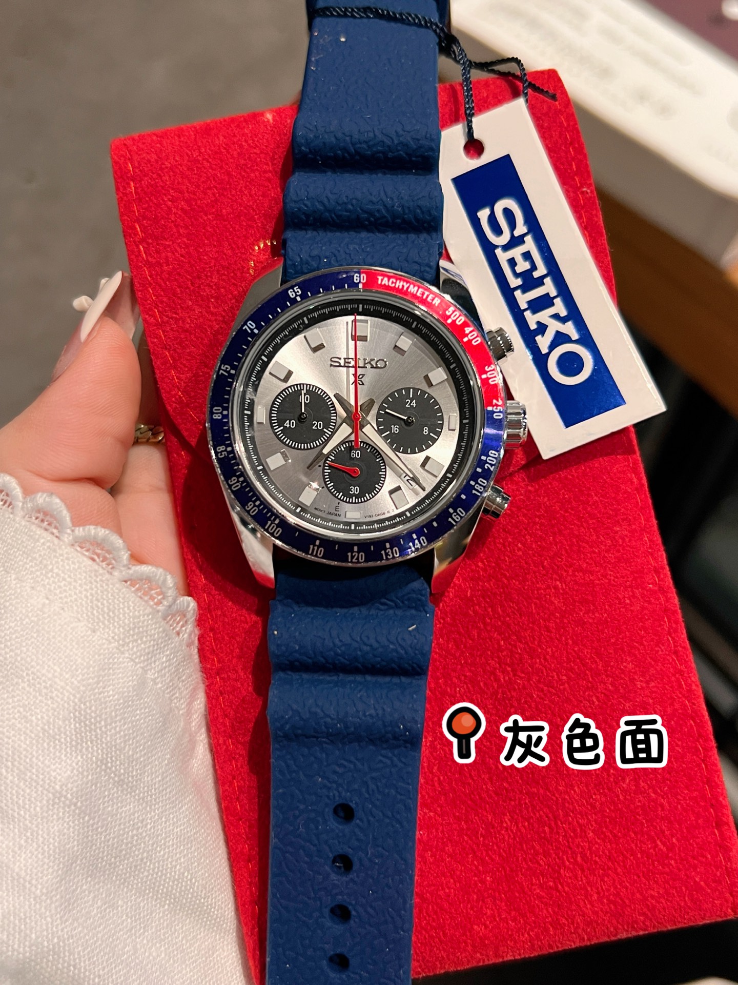 95 SEIKO Hardlex Crystal Powered by original 6-hand quartz movement.Diameter 40.6 mm Solid Case Back 316 Stainless Steel Case Rubber Strap with Butterfly Deployant Clasp Minimalist & Stylish Elegant Lifestyle!_16