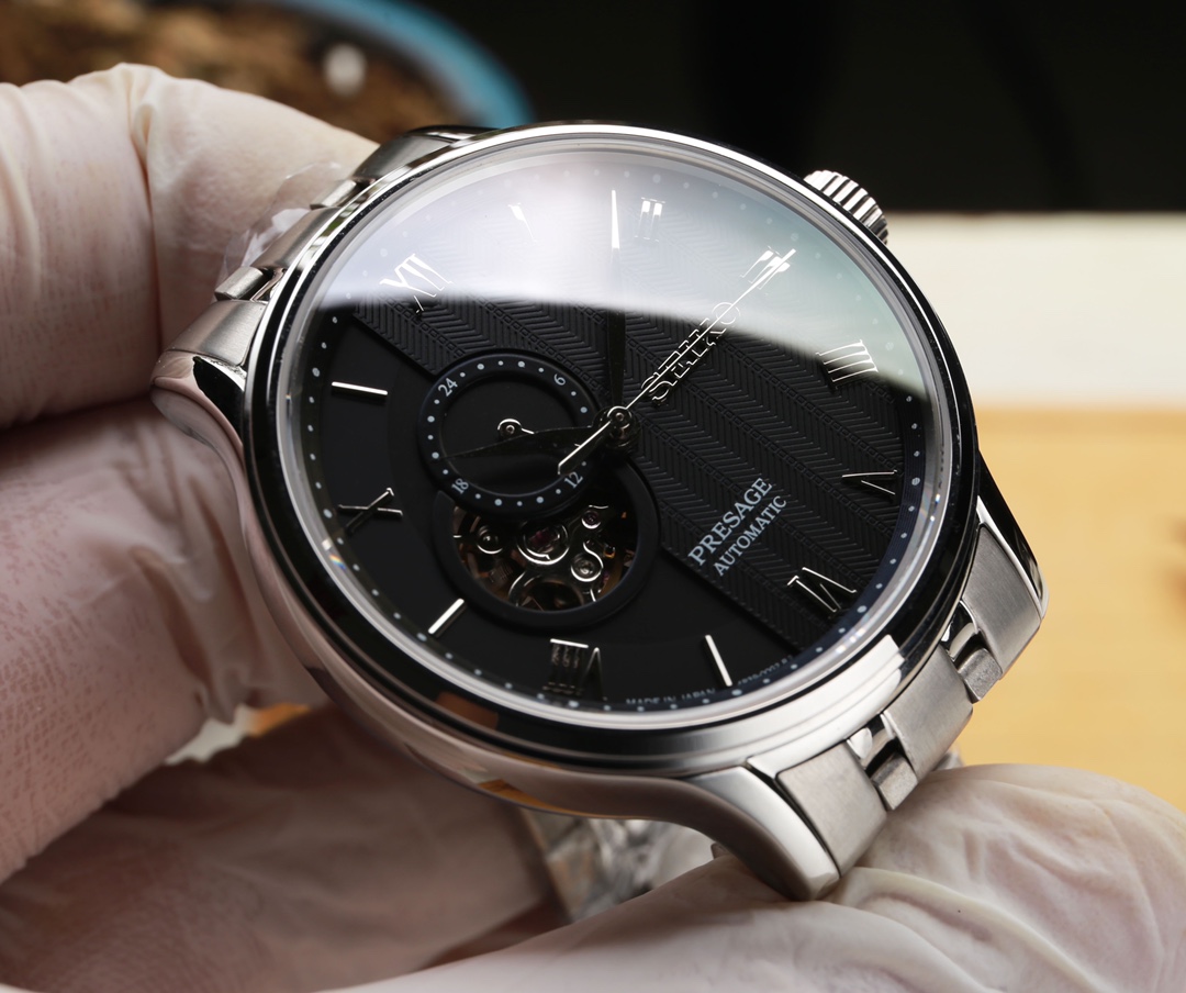 P 580.SEIKO SRPC79J1. 4R35 Diameter 40.6 mm Thickness 11.6mm Exhibition Case Back 316 Stainless Steel Case 30 Minimalist & Stylish Elegant Lifestyle! JH