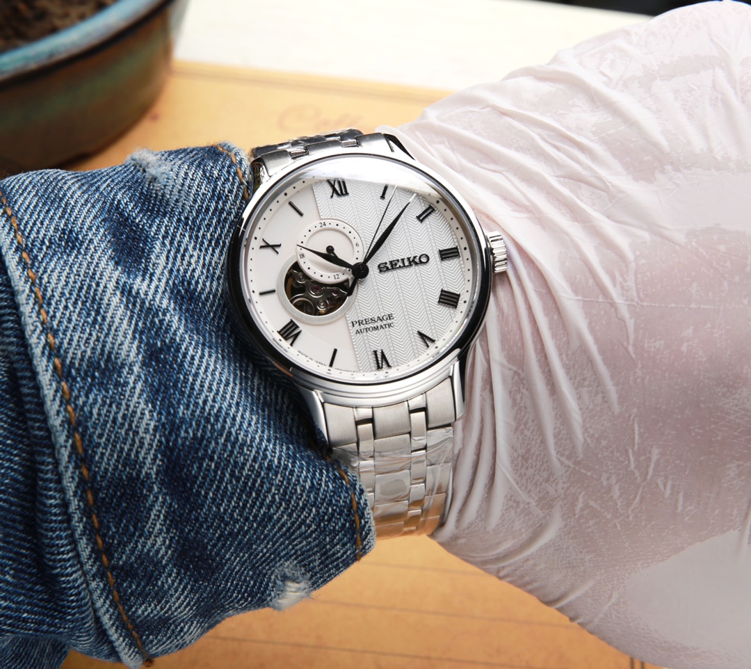 P 72462.SEIKO SRPC79J1. 4R35 Diameter 40.6 mm Thickness 11.6mm Exhibition Case Back 316 Stainless Steel Case 30 Minimalist & Stylish Elegant Lifestyle! JH