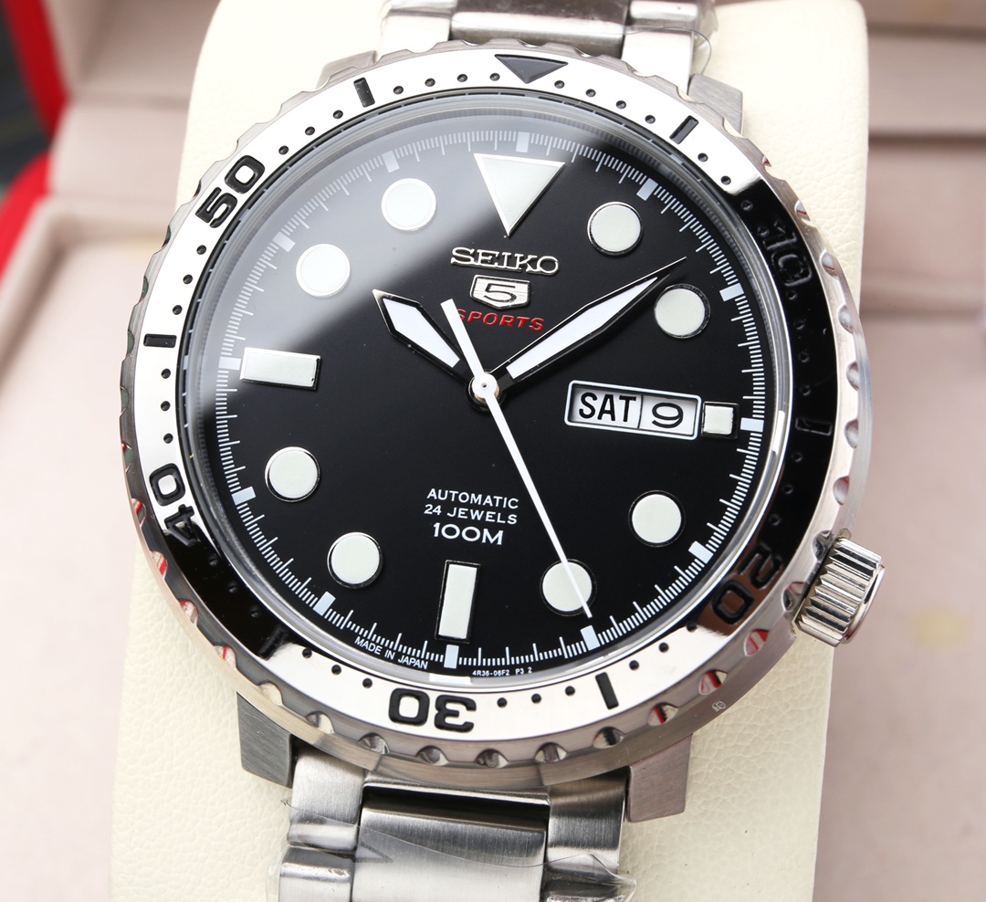 P 540SEIKO Super Luminous 7S36 Modern Dial Design 316 316l Business Casual Style Elegant & Refined Size: Diameter43mmThickness 12mm JH