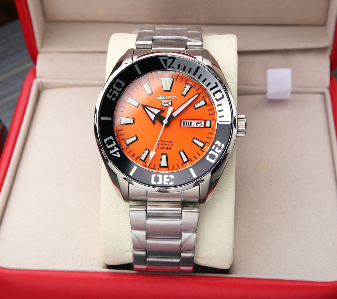 P 570.SEIKO Super Luminous 7S36 Modern Dial Design 316 316l Business Casual Style Elegant & Refined Size: Diameter43mmThickness 12mm JH