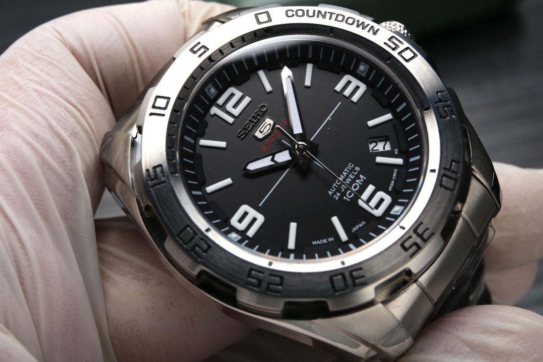 P 600. SEIKO PROSPEX Diameter 43.3 Thickness 13.0 300 JH _110