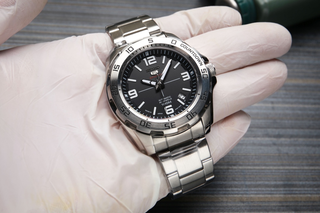 P 600. SEIKO PROSPEX Diameter 43.3 Thickness 13.0 300 JH _110