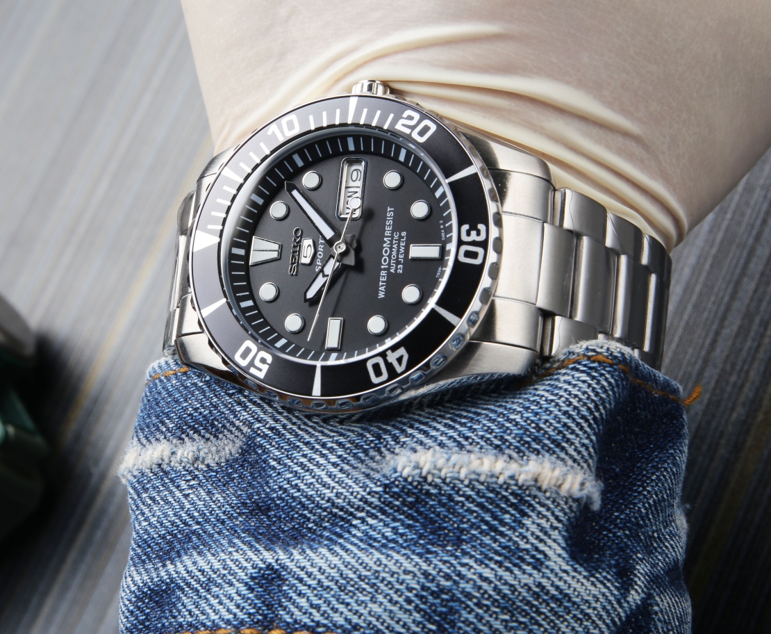 P 600. SEIKO PROSPEX Diameter 43.3 Thickness 13.0 300 JH _146
